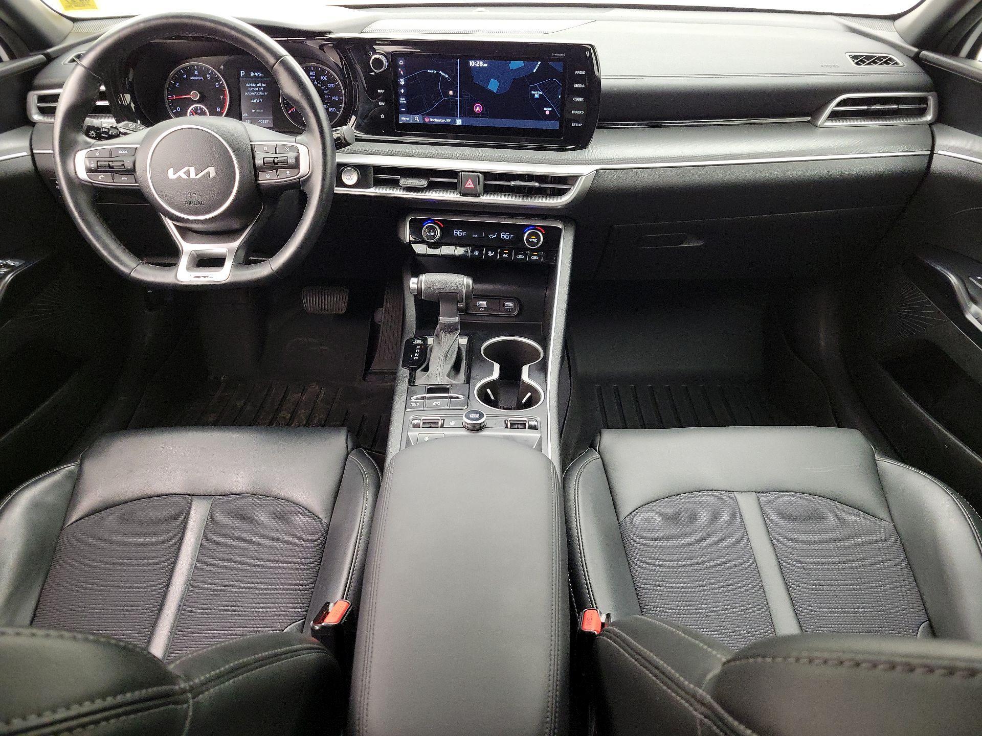 Thumbnail: 2023 Kia K5 - 9