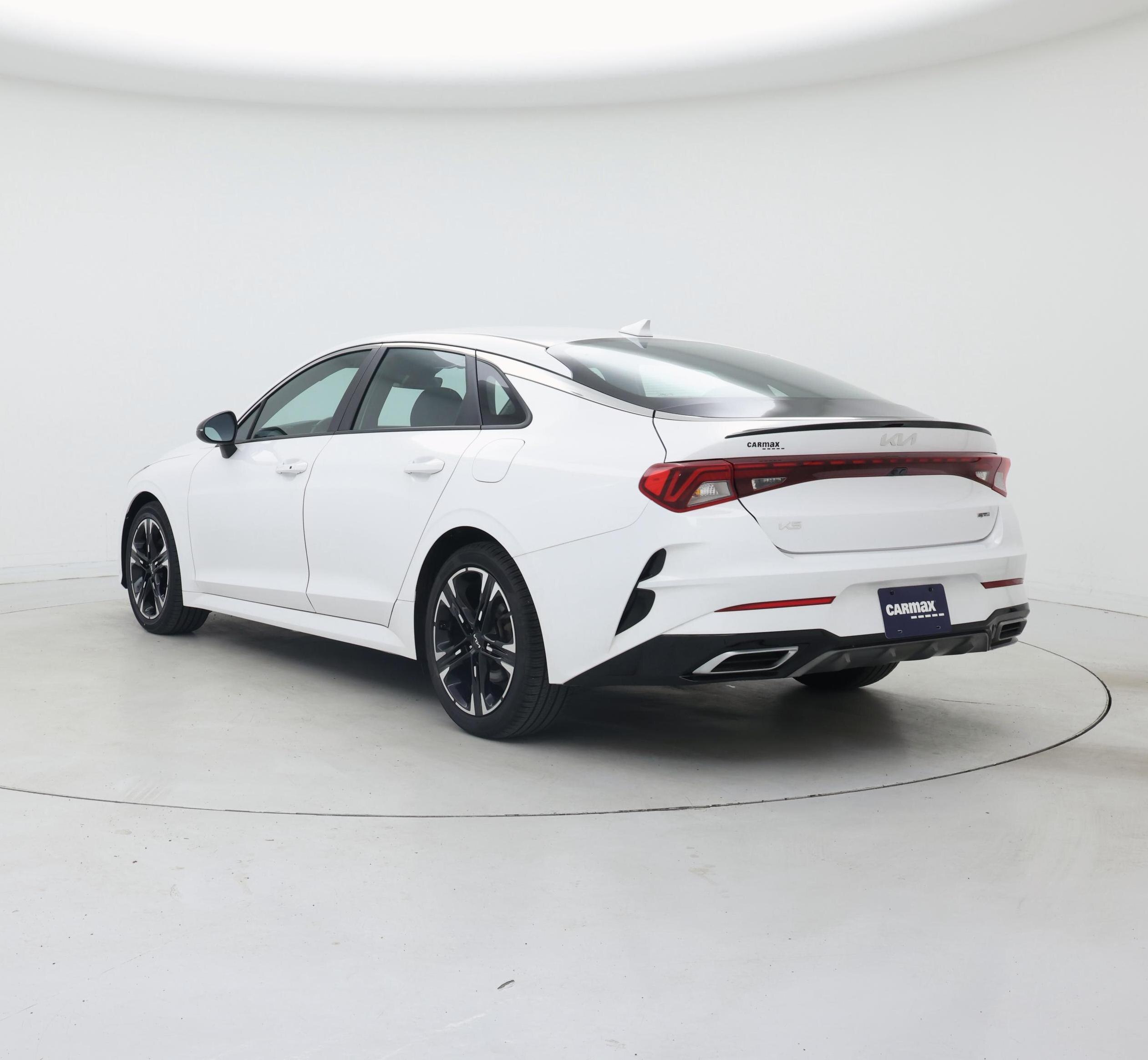 Thumbnail: 2023 Kia K5 - 2