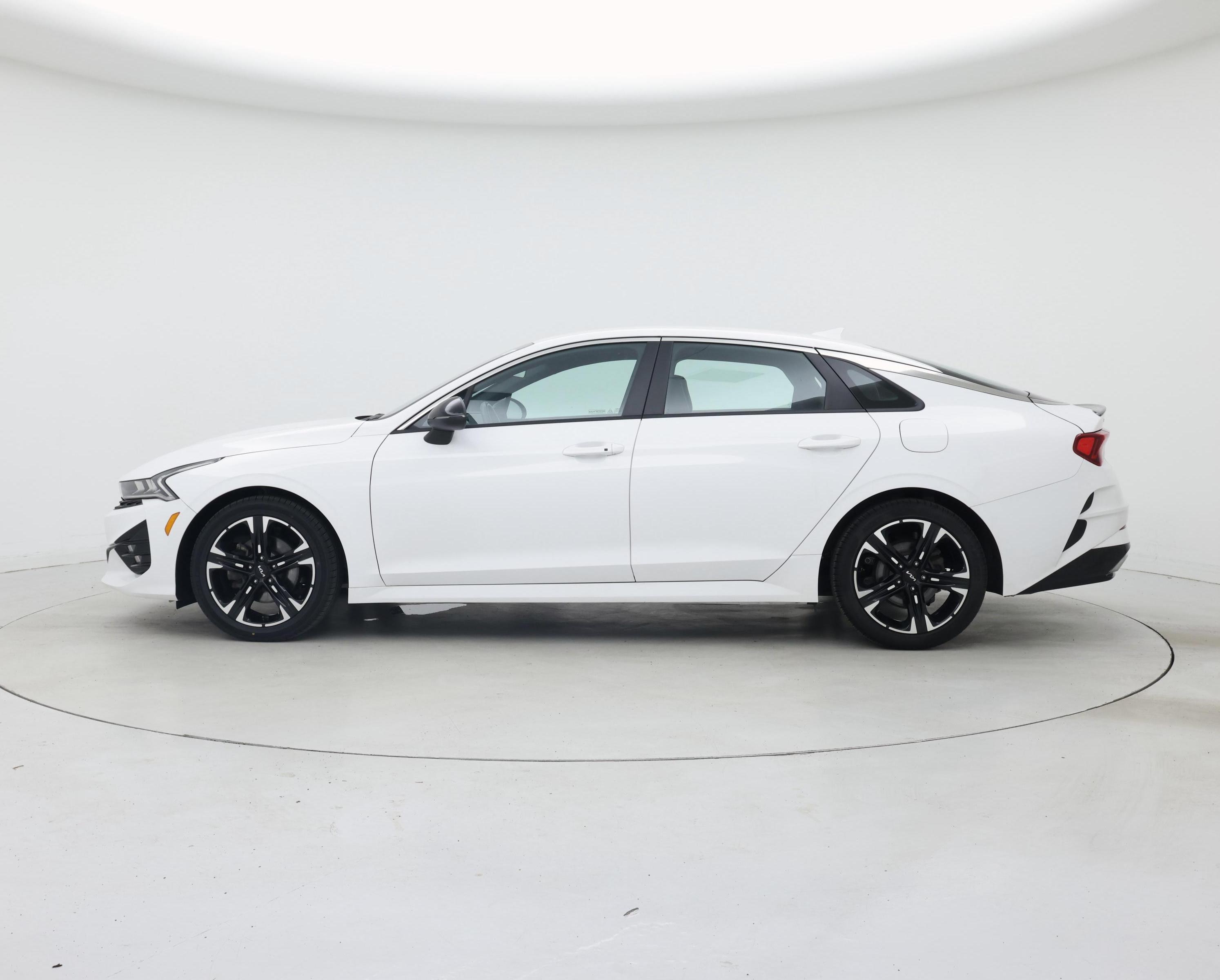 Thumbnail: 2023 Kia K5 - 3