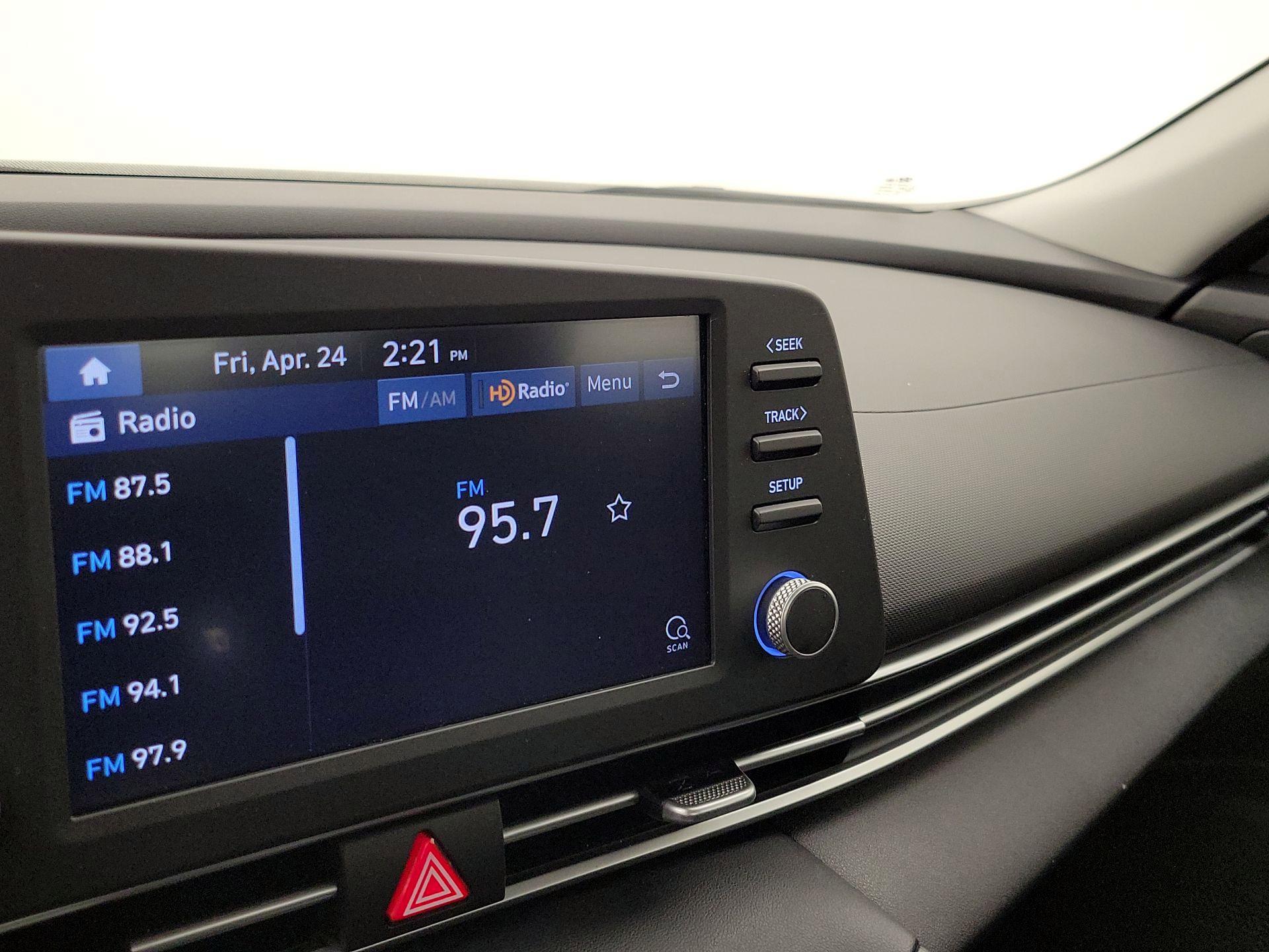 Thumbnail: 2021 Hyundai Elantra - 15