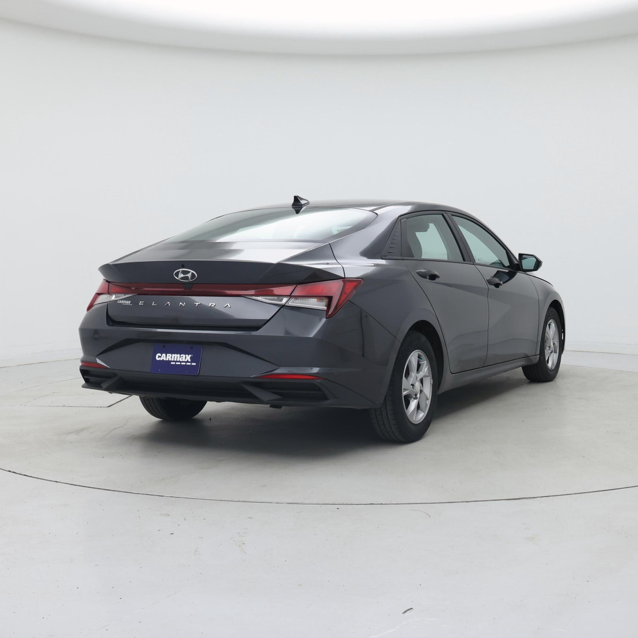 Thumbnail: 2021 Hyundai Elantra - 8