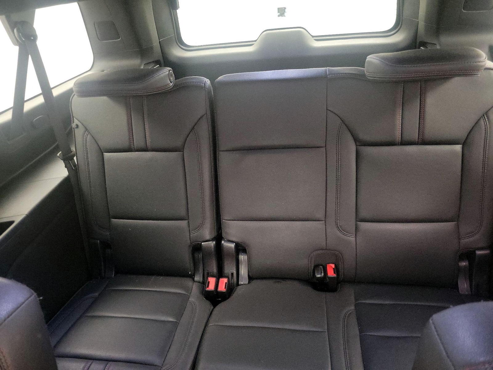 2023 Chevrolet Suburban RST - Photo 23