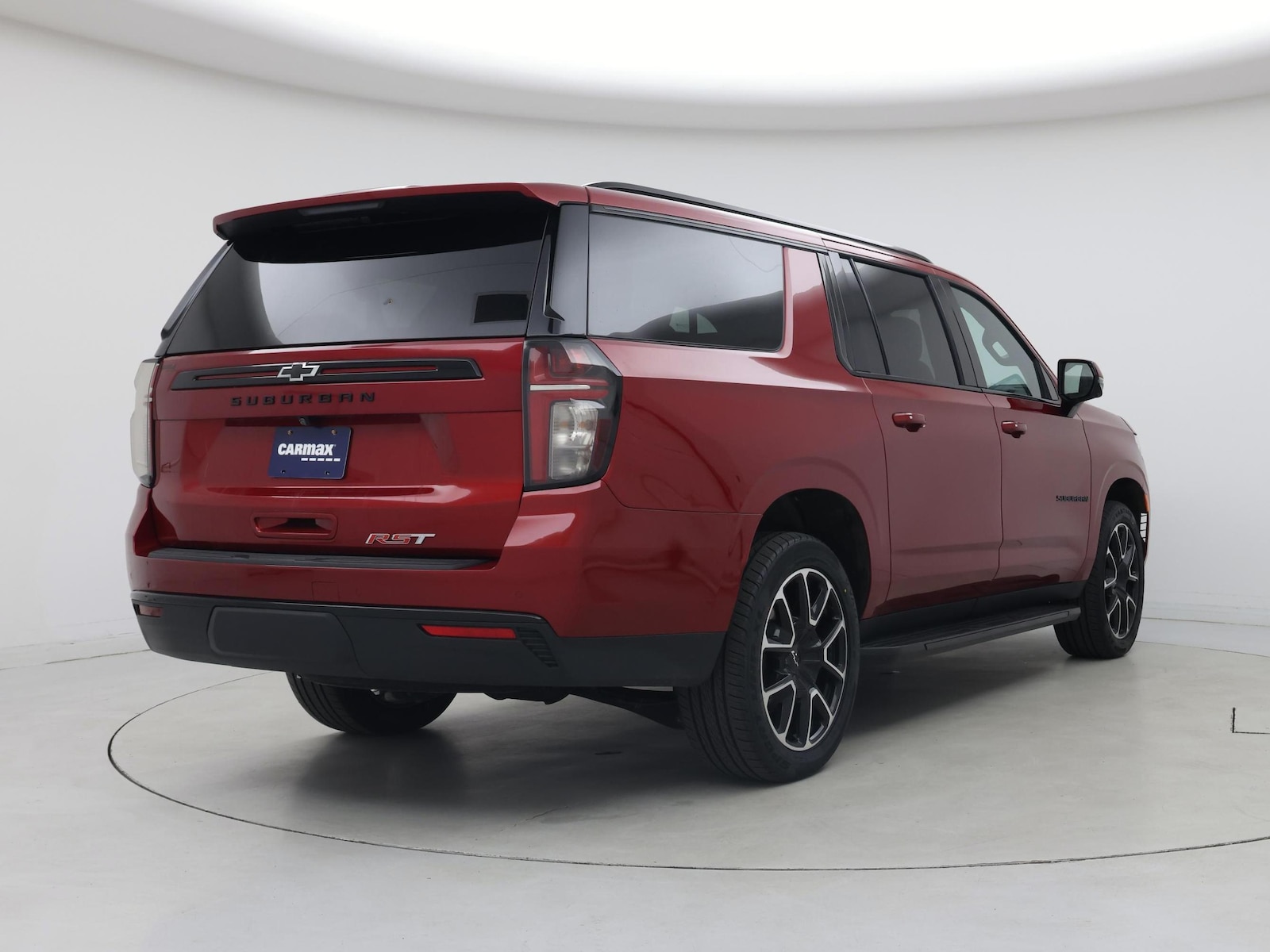 2023 Chevrolet Suburban RST - Photo 9