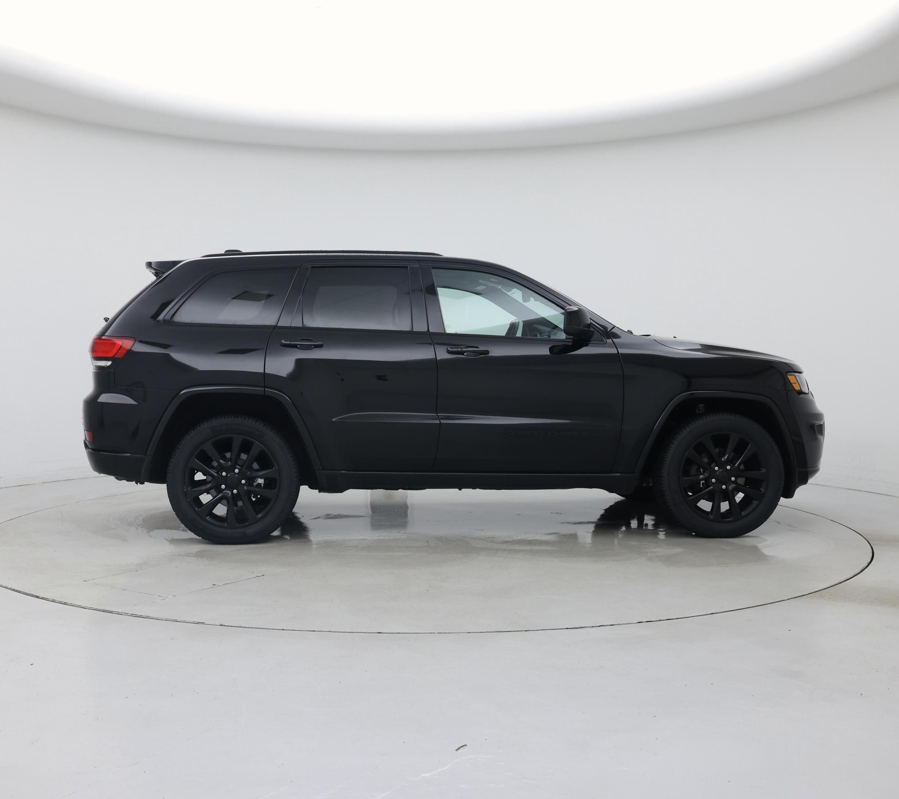 Thumbnail: 2019 Jeep Grand Cherokee - 7