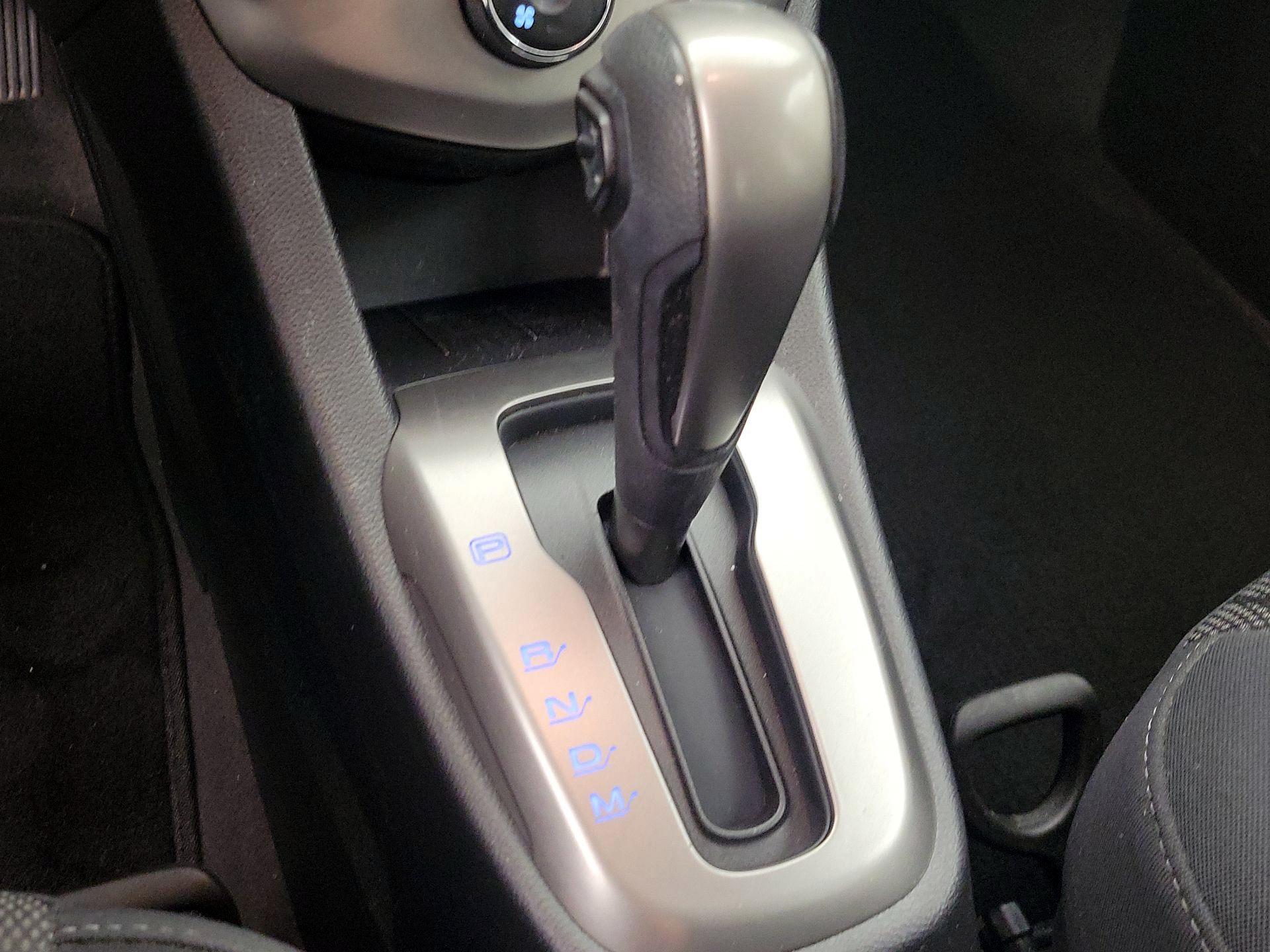 Thumbnail: 2015 Chevrolet Sonic - 17
