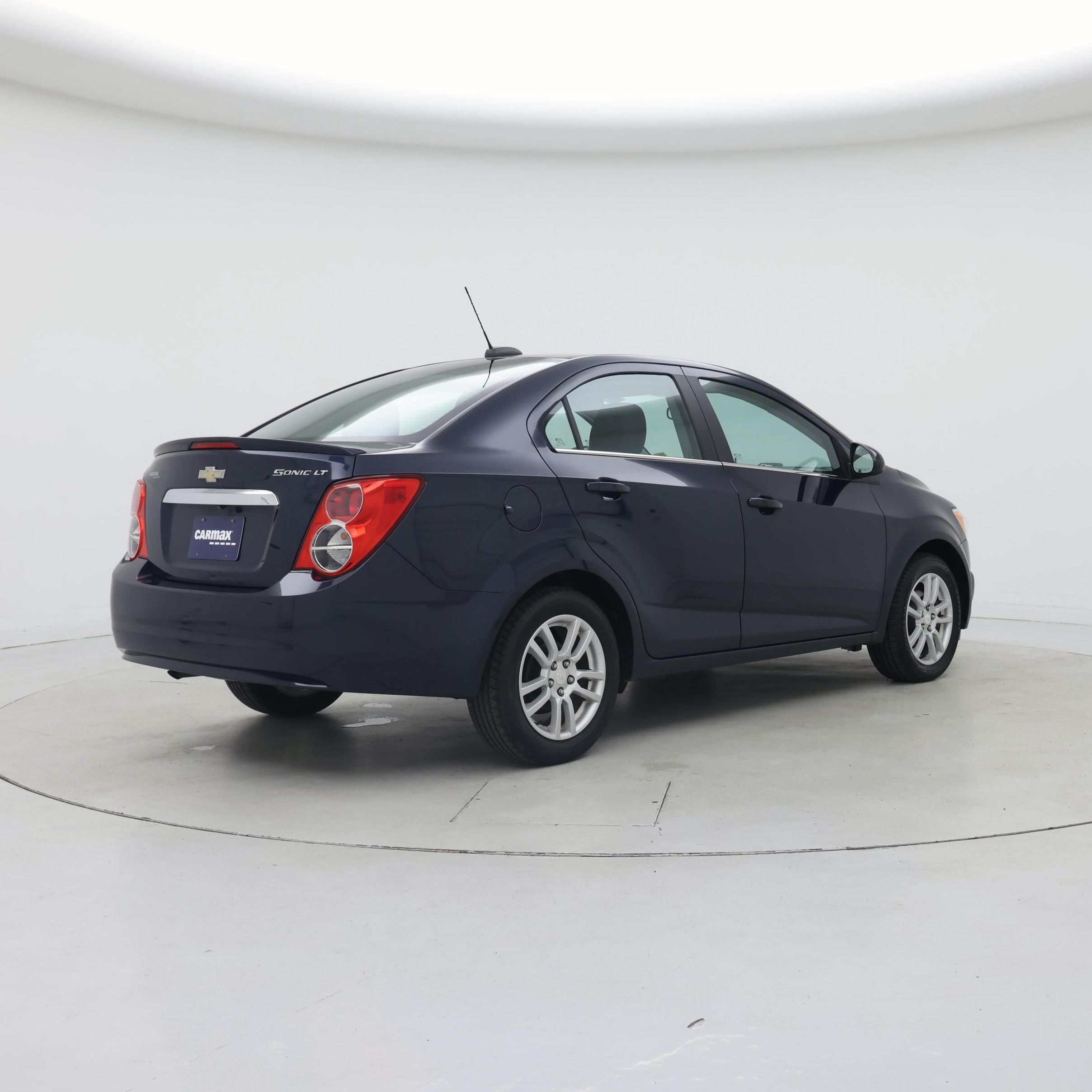 Thumbnail: 2015 Chevrolet Sonic - 8