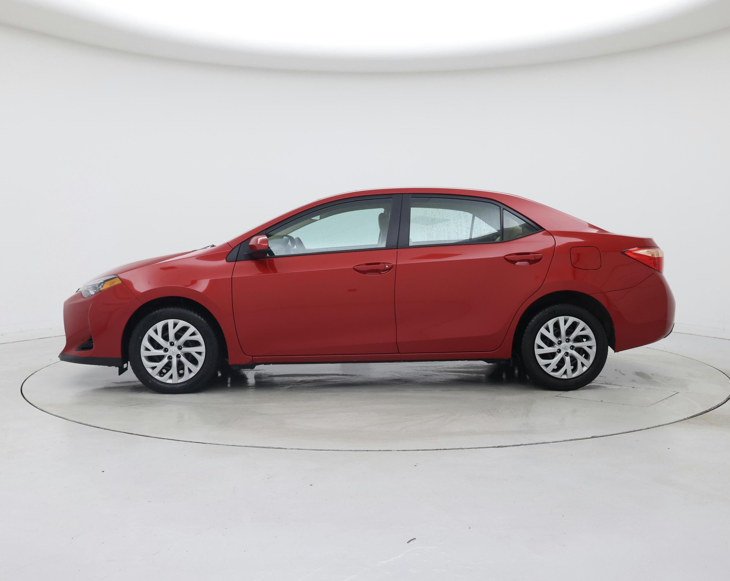 Thumbnail: 2018 Toyota Corolla - 3