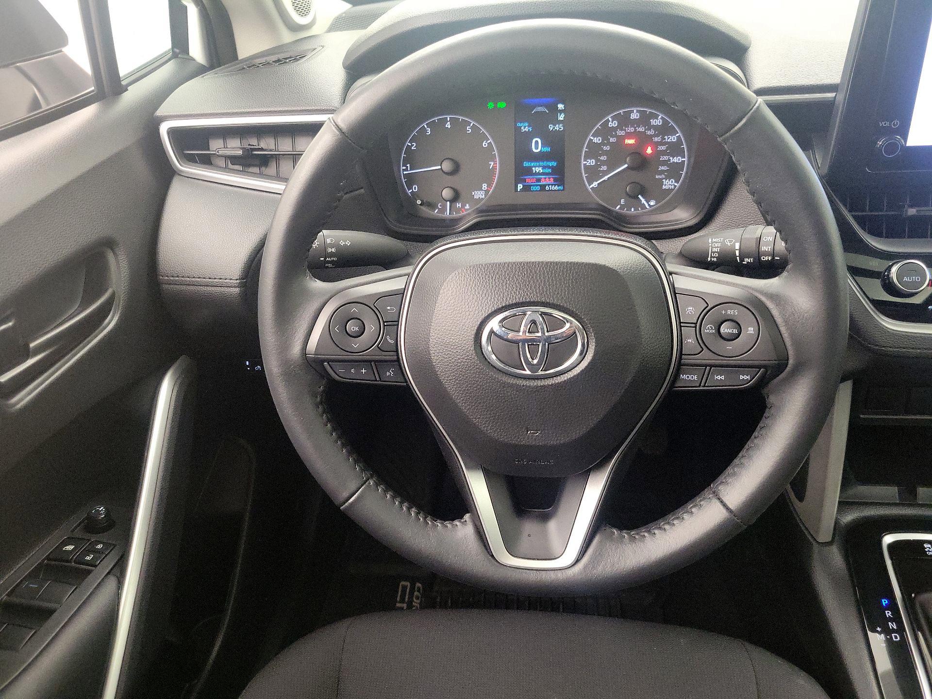 Thumbnail: 2024 Toyota Corolla Cross - 10