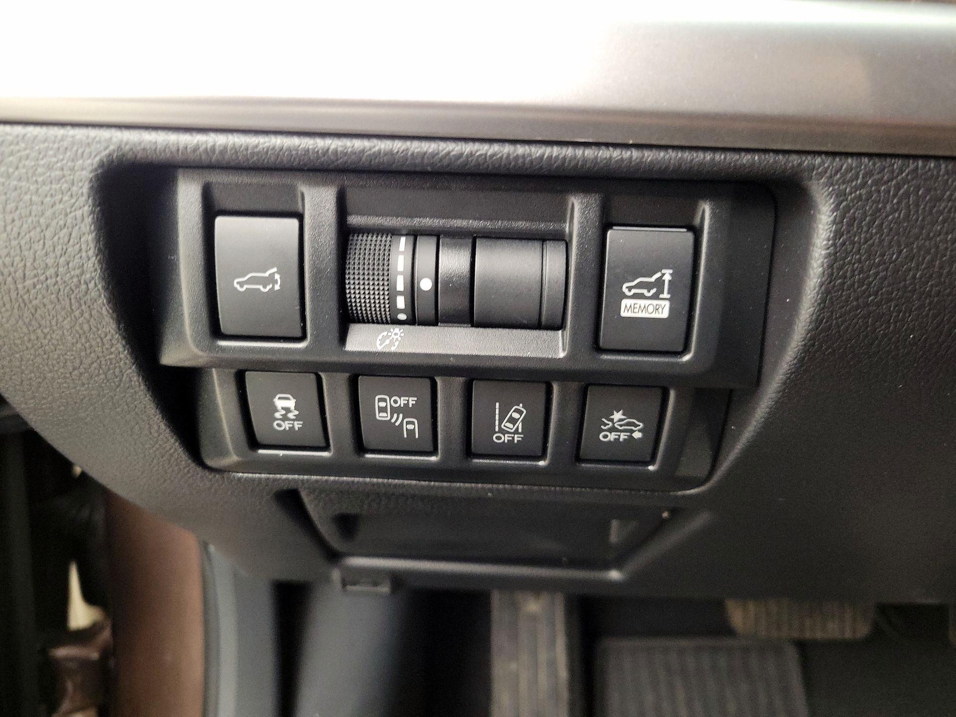 Thumbnail: 2019 Subaru Outback - 13