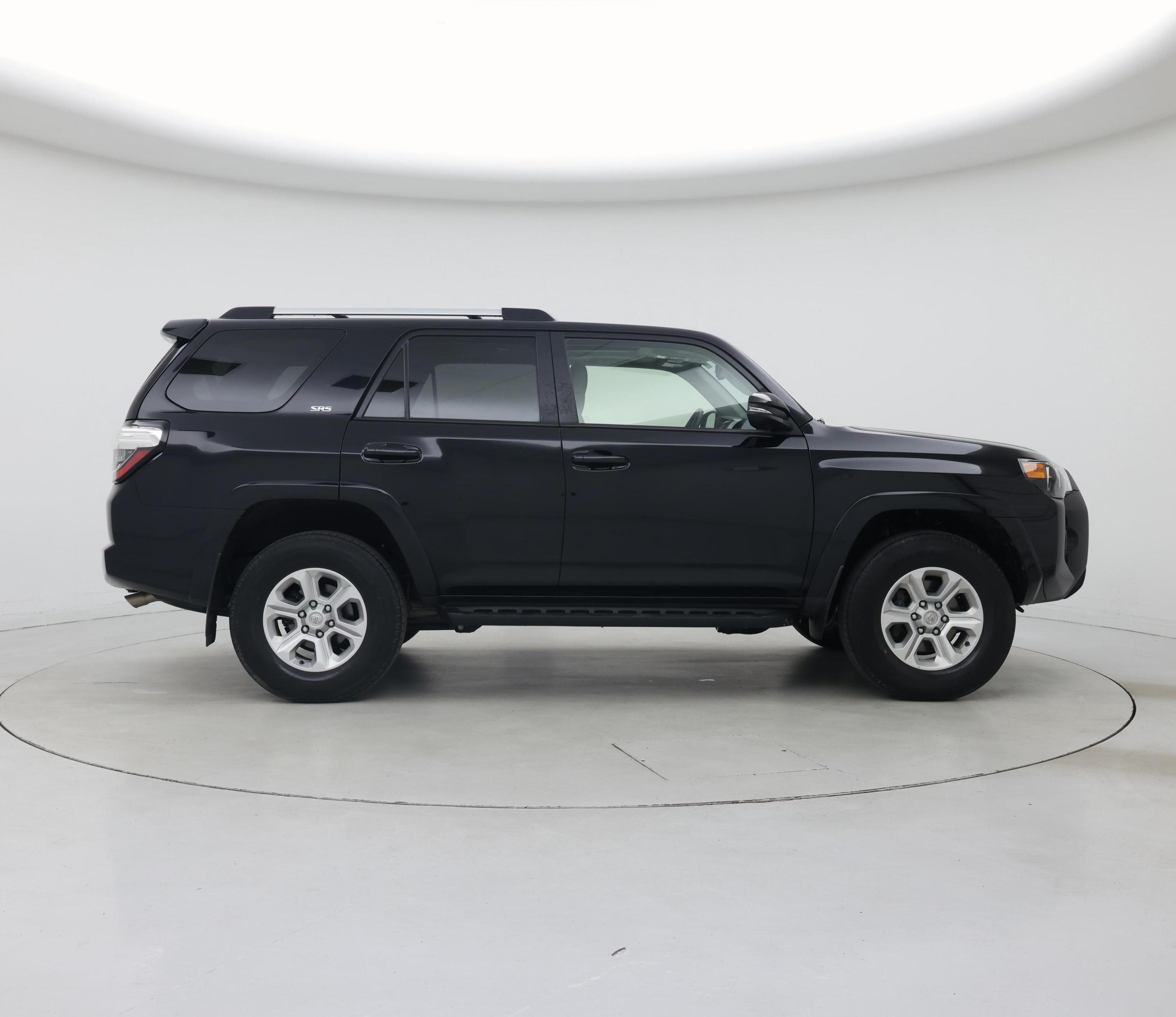 Thumbnail: 2022 Toyota 4Runner - 7