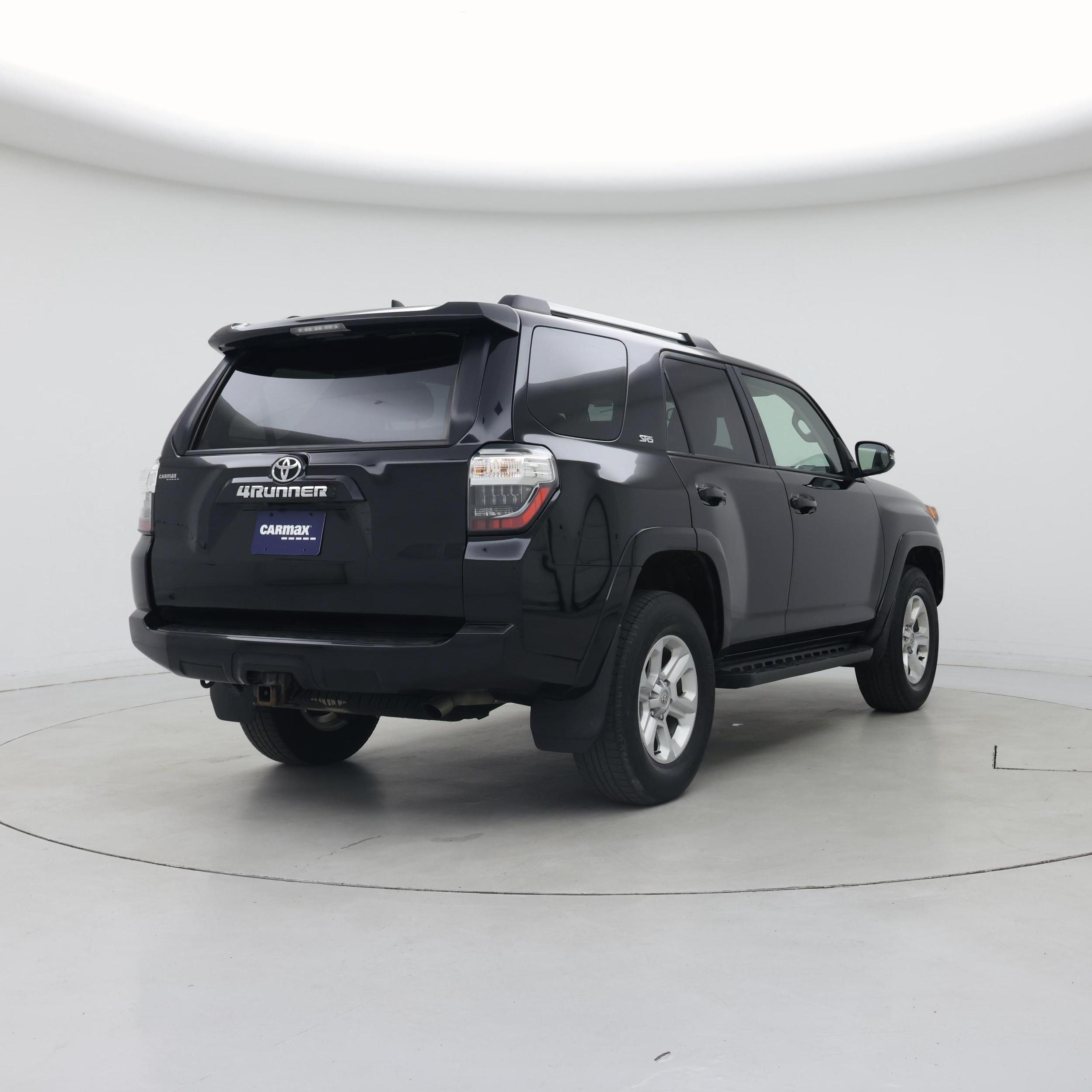 Thumbnail: 2022 Toyota 4Runner - 8