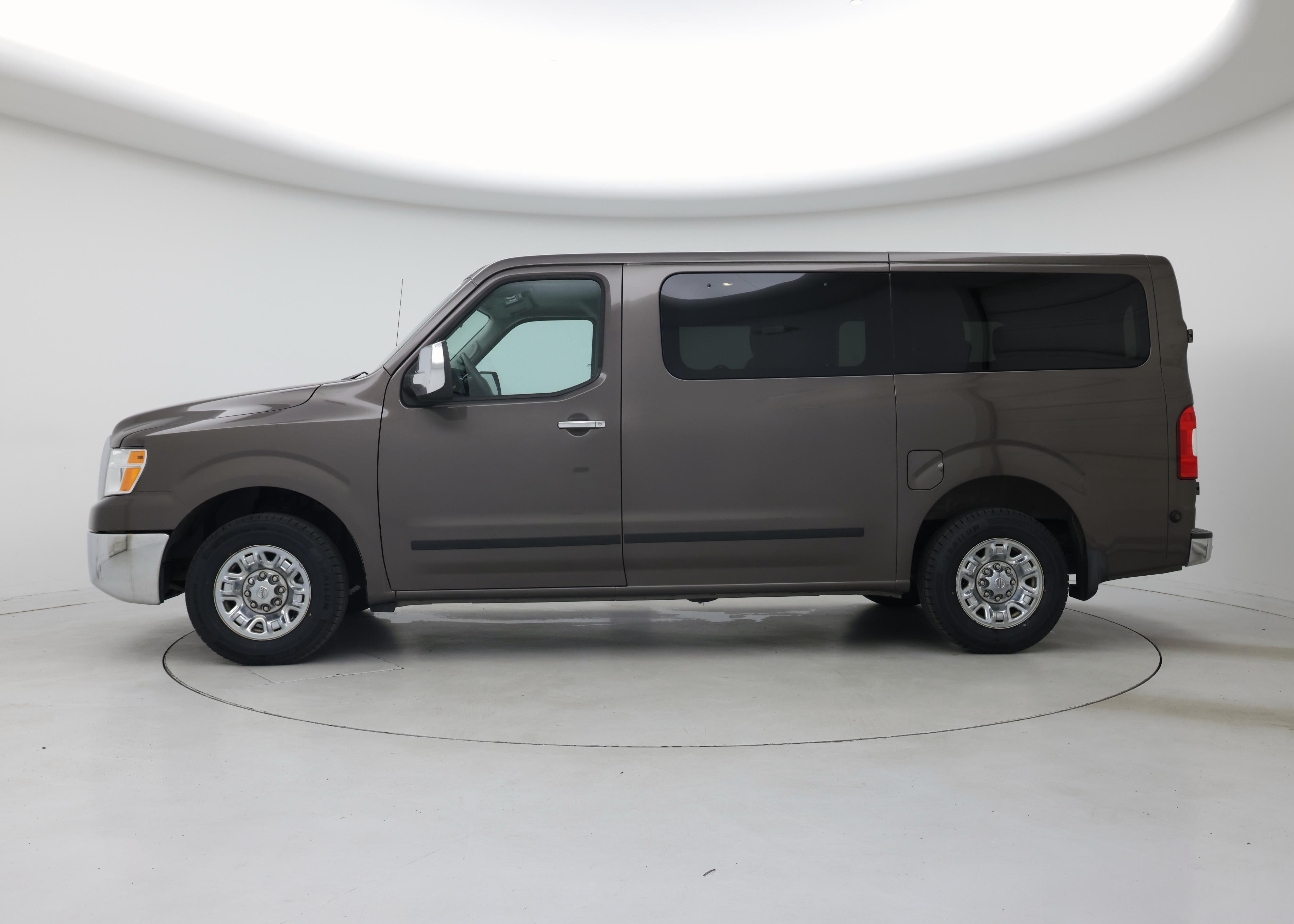 Thumbnail: 2017 Nissan NV - 3