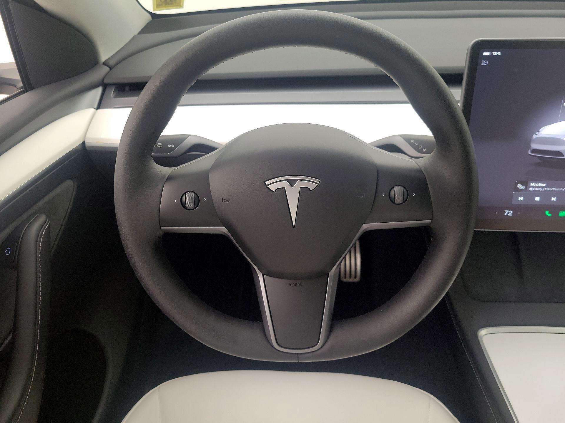 Thumbnail: 2023 Tesla Model Y - 10