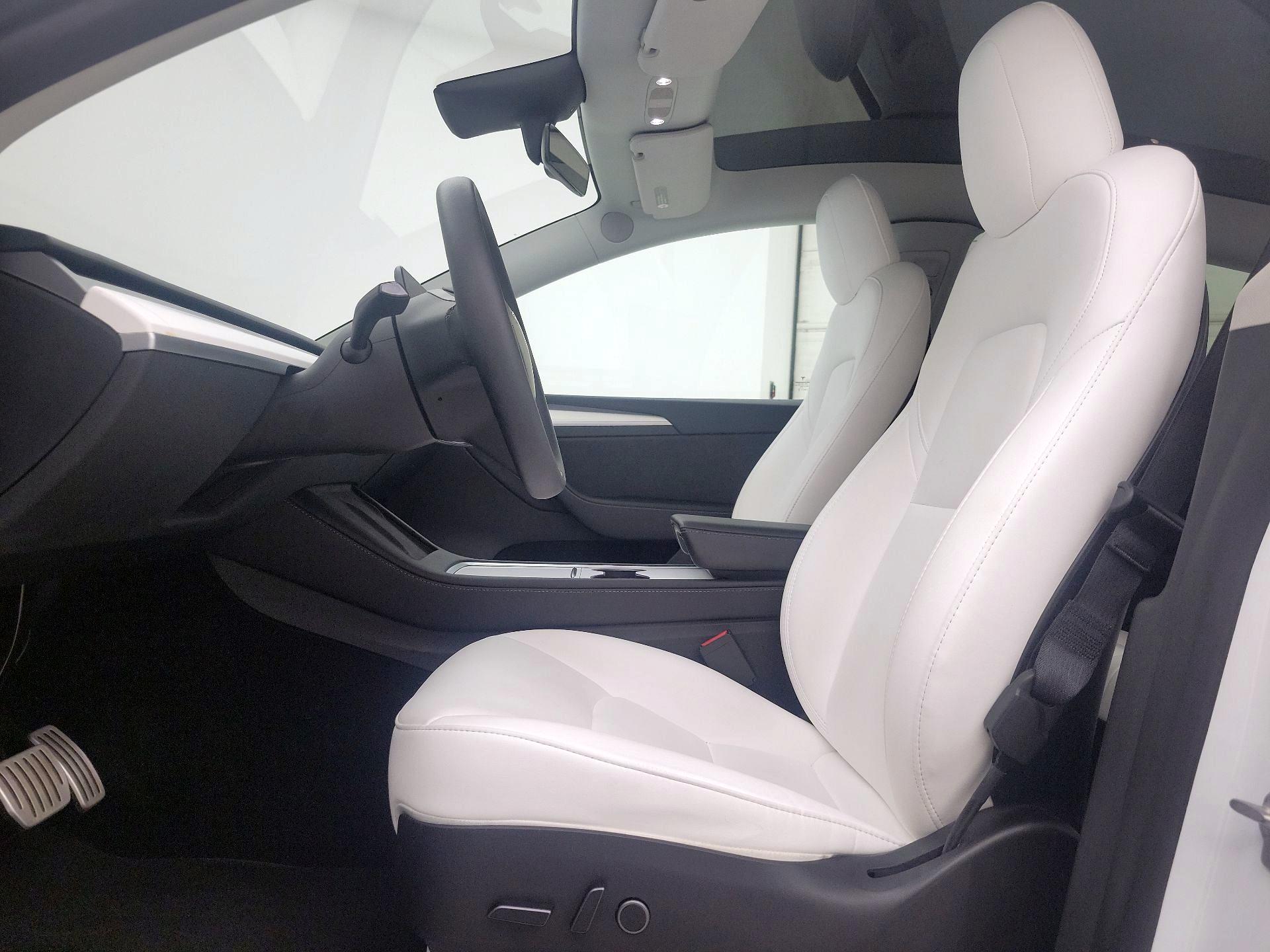 Thumbnail: 2023 Tesla Model Y - 11