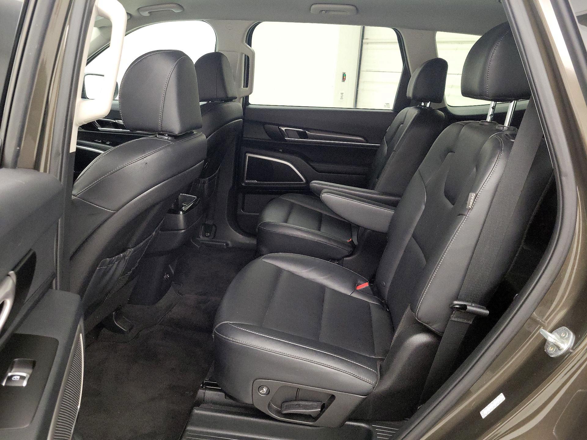 Thumbnail: 2023 Kia Telluride - 20