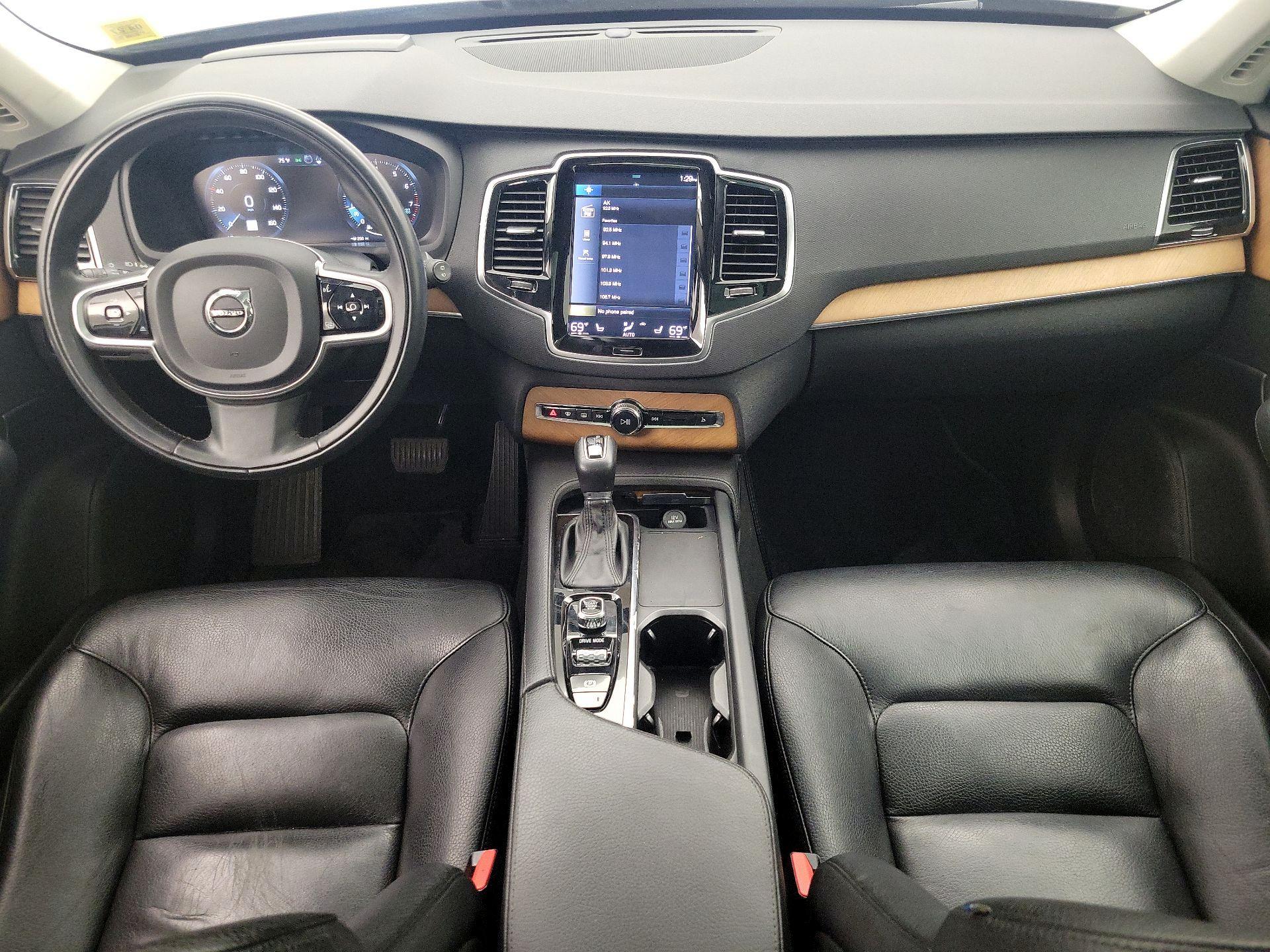 Thumbnail: 2021 Volvo XC90 - 9