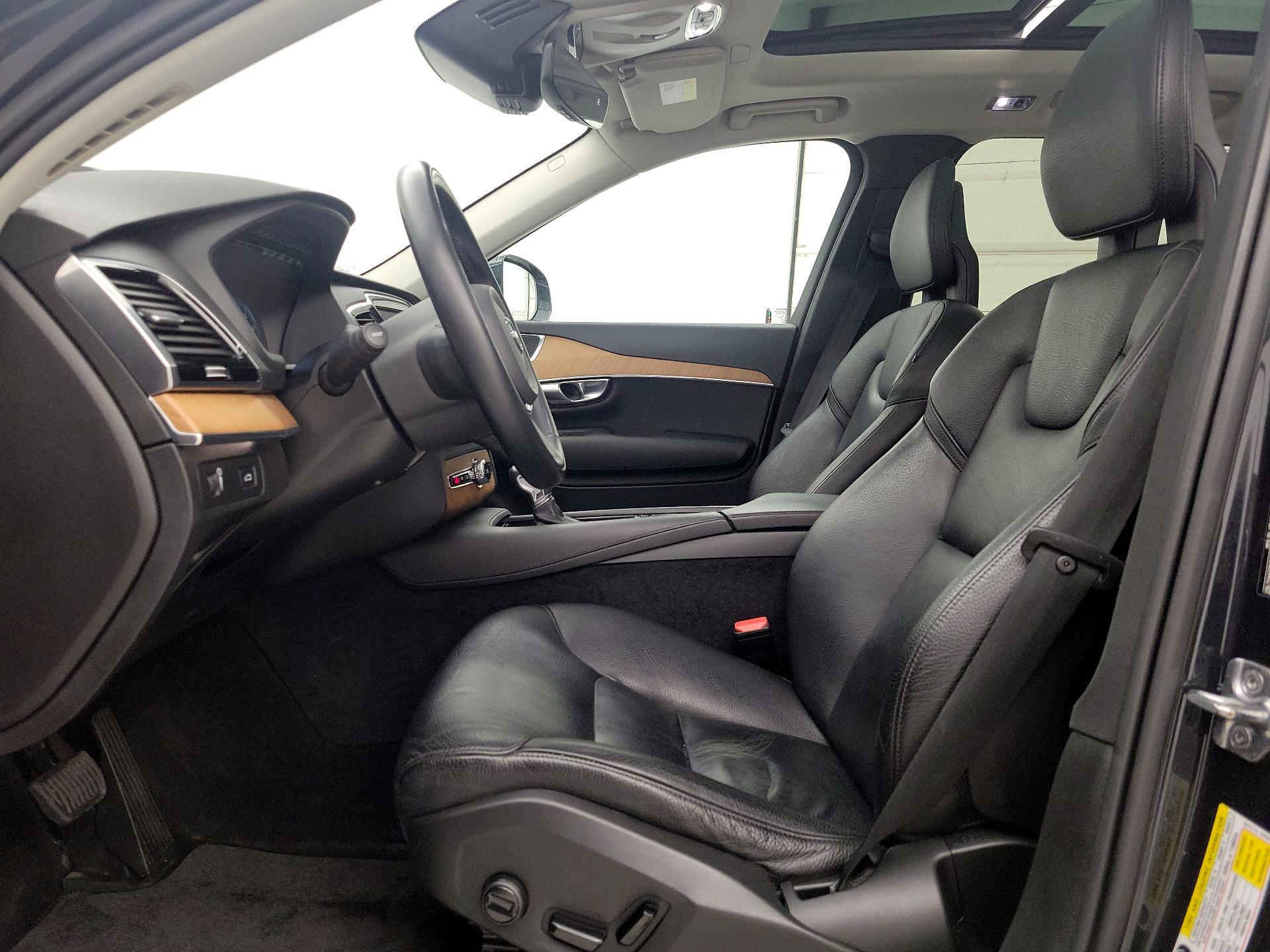 Thumbnail: 2021 Volvo XC90 - 11