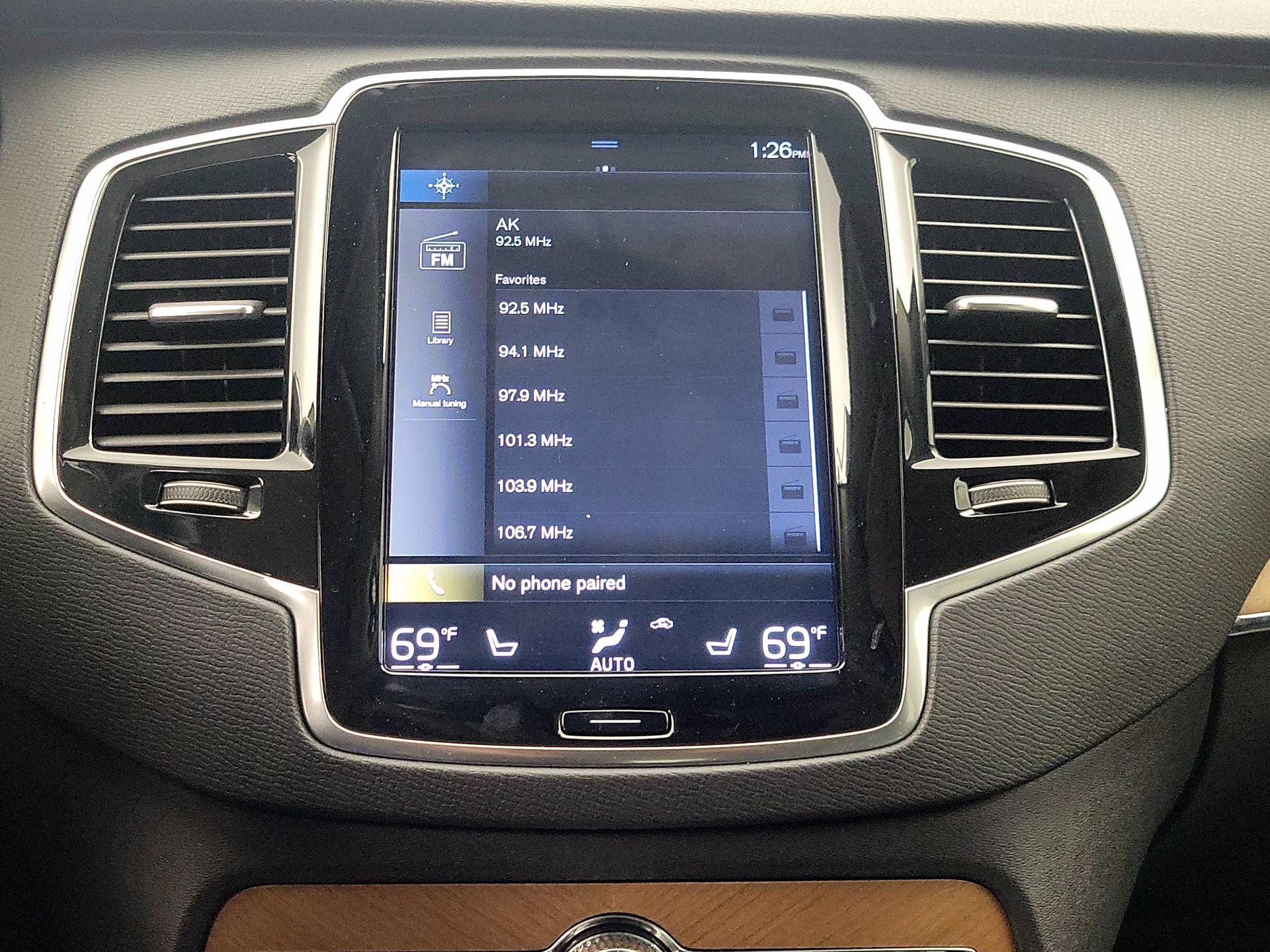 Thumbnail: 2021 Volvo XC90 - 16