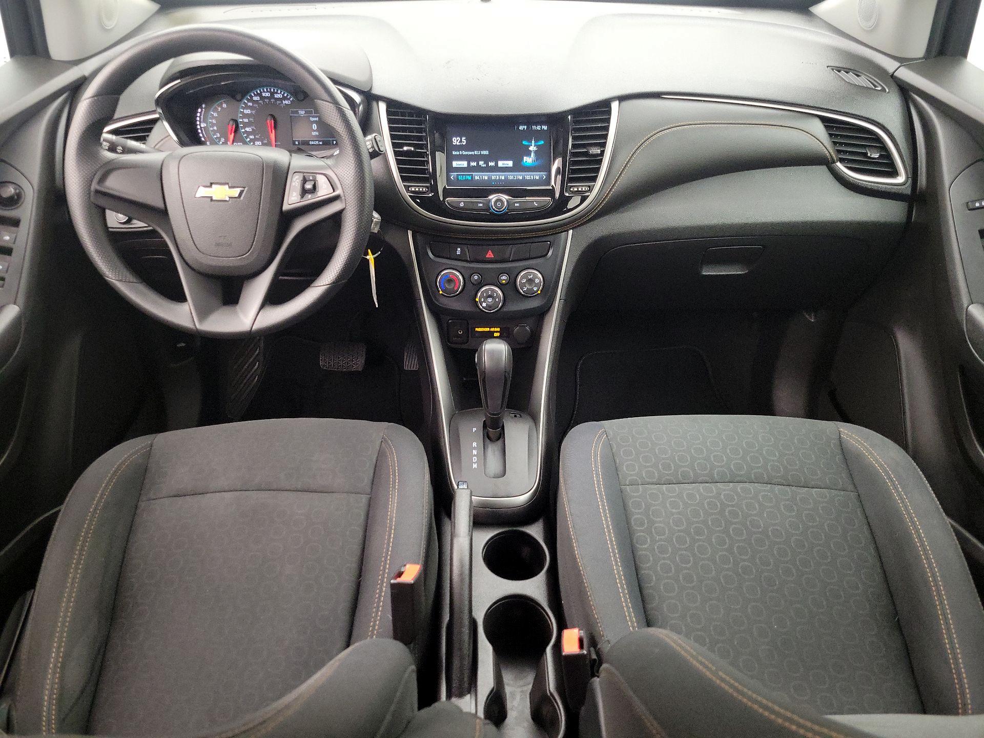 Thumbnail: 2017 Chevrolet Trax - 9