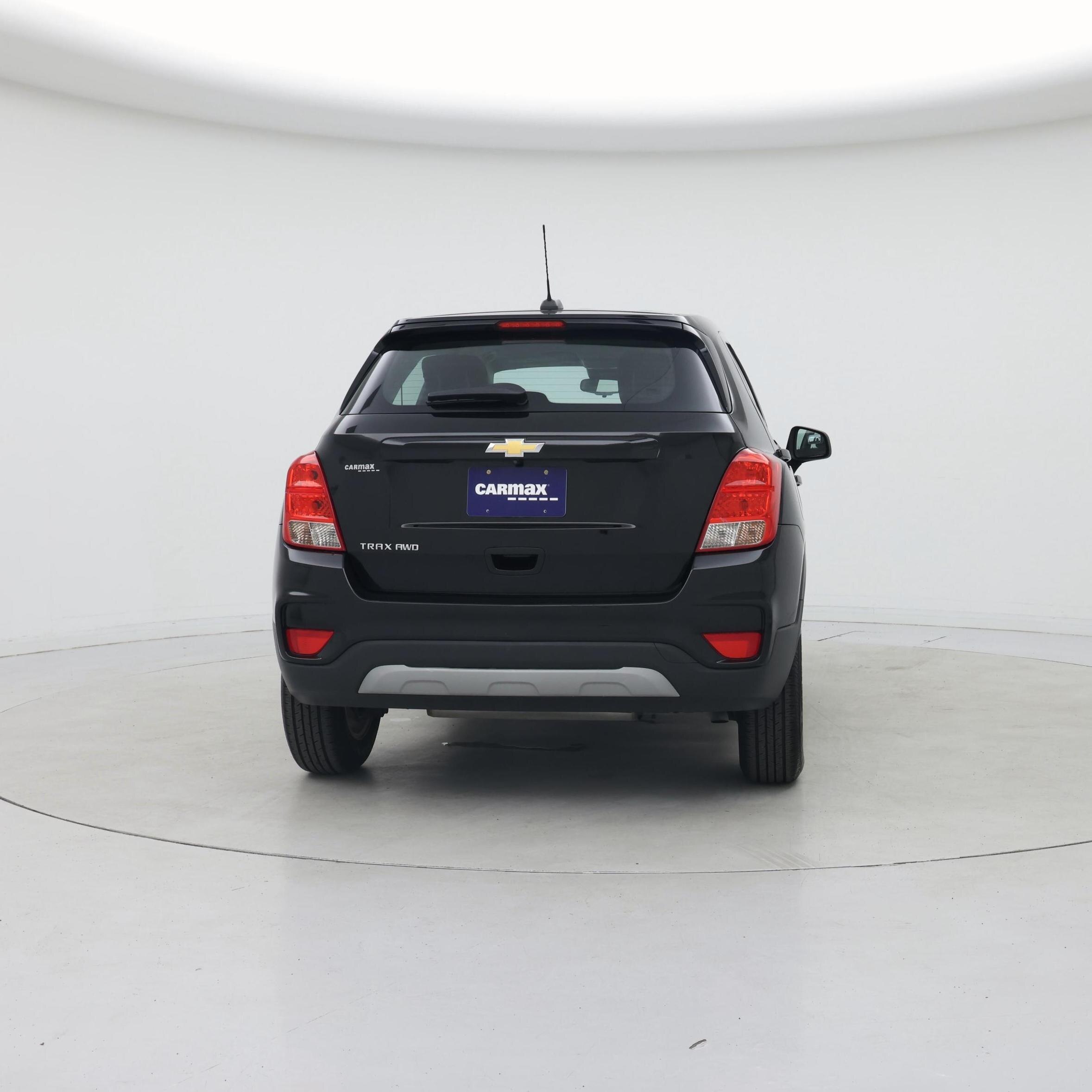 Thumbnail: 2017 Chevrolet Trax - 6