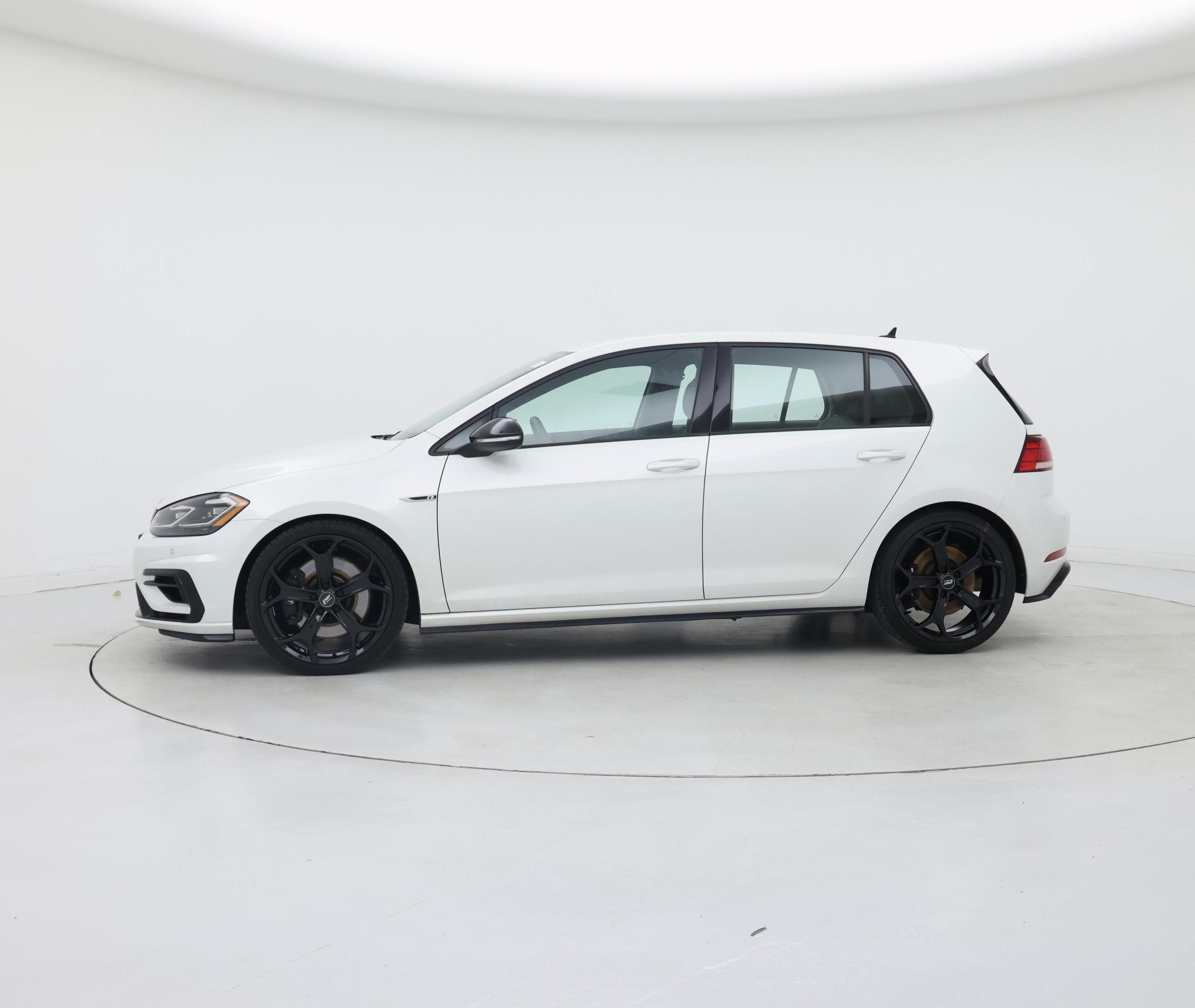Thumbnail: 2019 Volkswagen Golf - 3