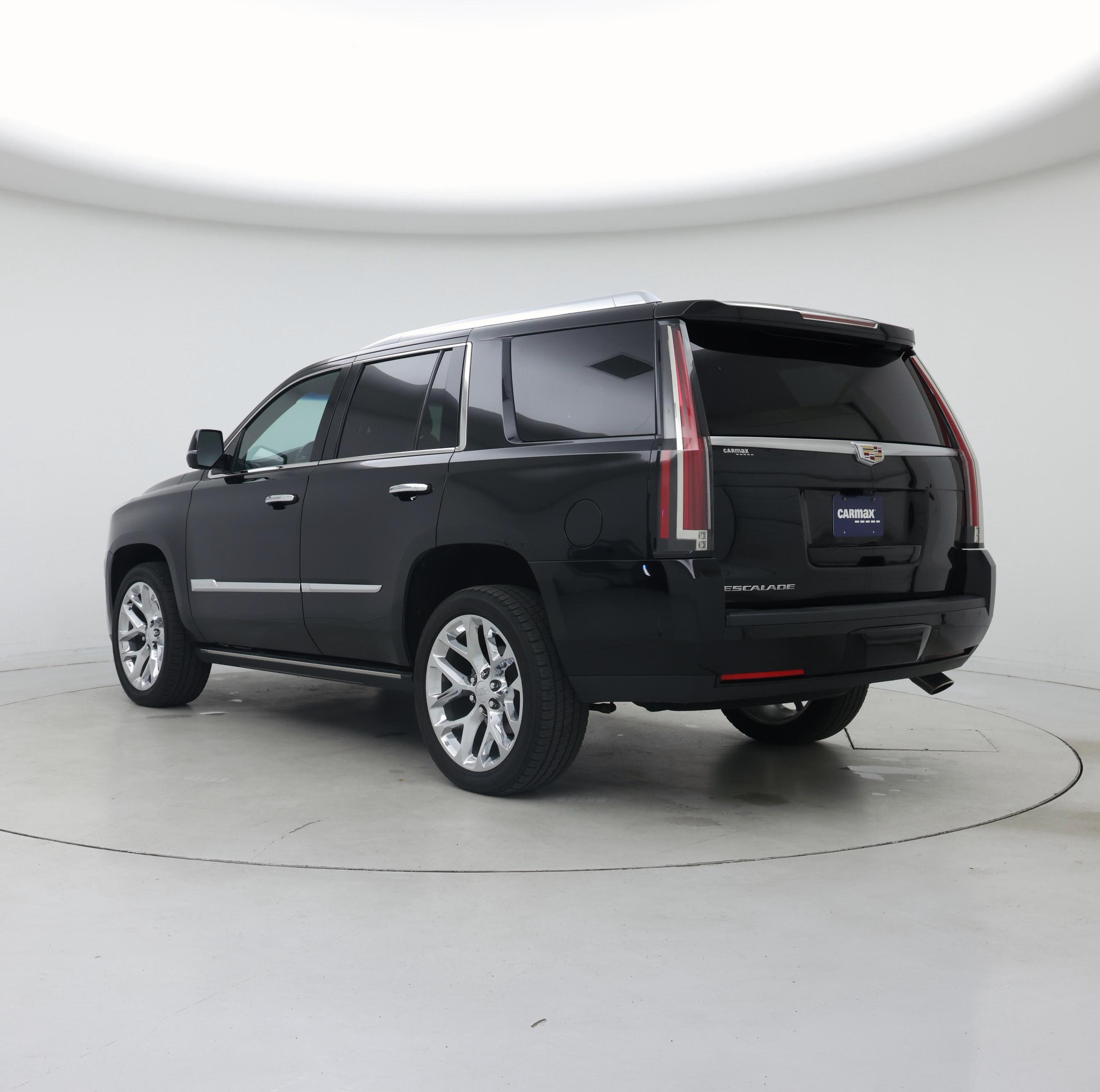 Thumbnail: 2019 Cadillac Escalade - 2