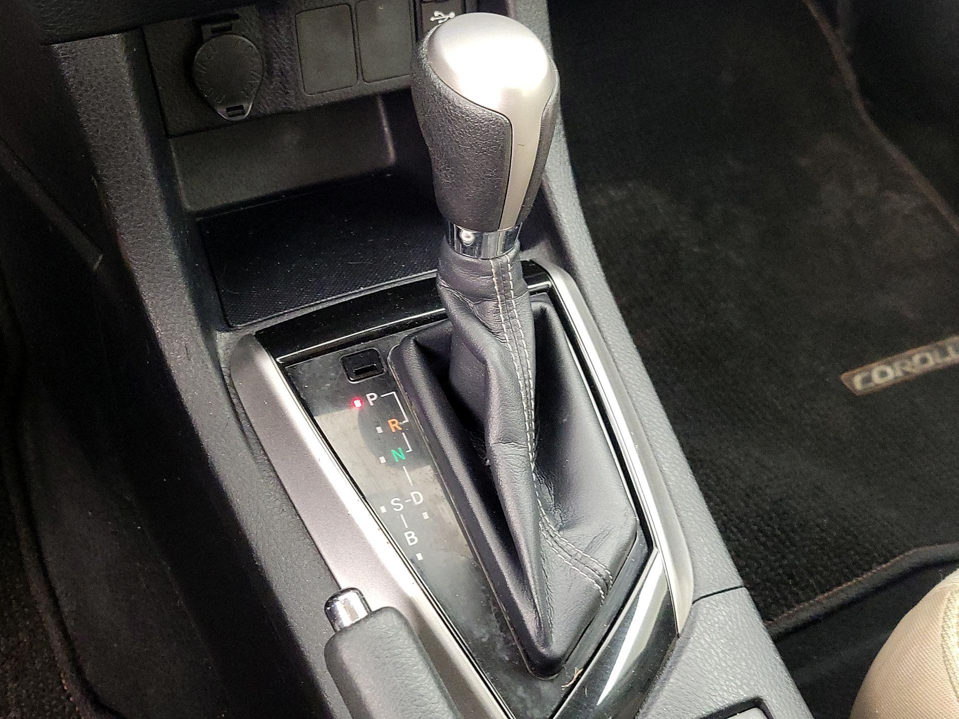 Thumbnail: 2016 Toyota Corolla - 17