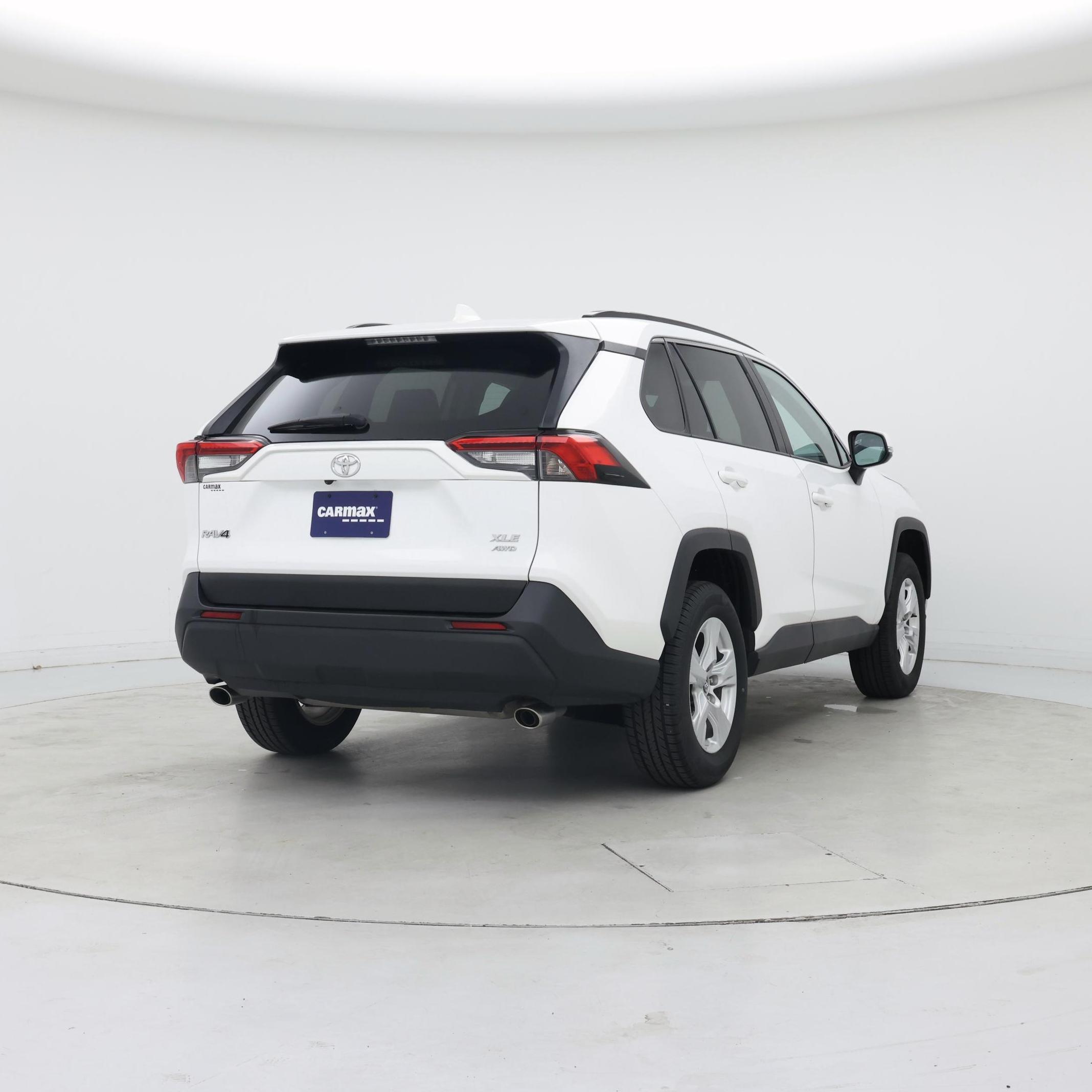 Thumbnail: 2020 Toyota RAV4 - 8