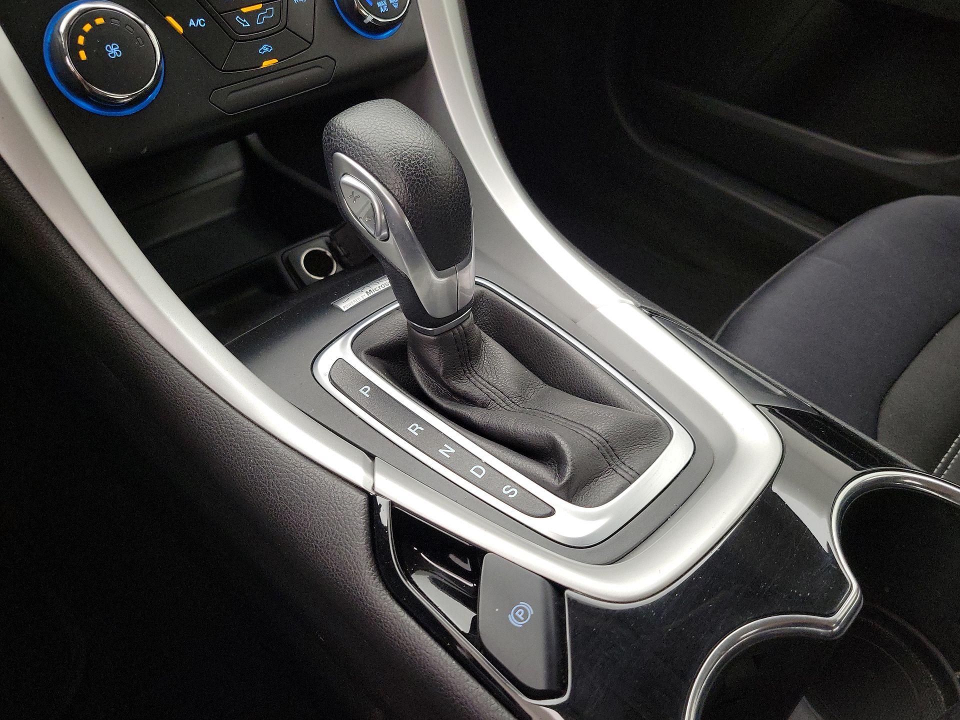 Thumbnail: 2014 Ford Fusion - 16