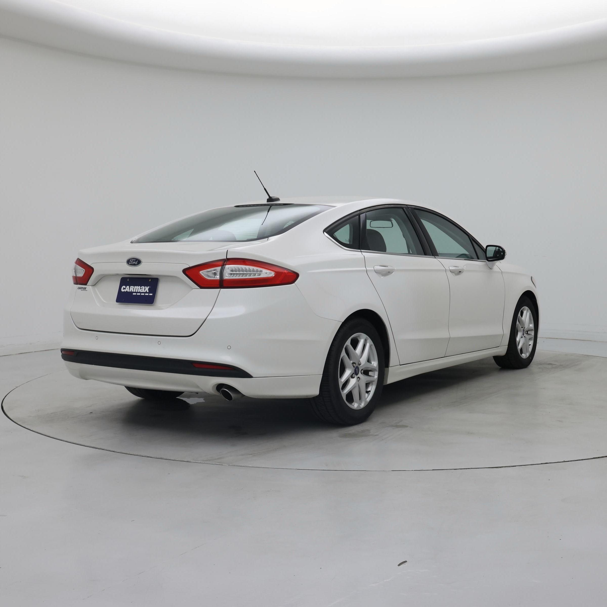 Thumbnail: 2014 Ford Fusion - 8