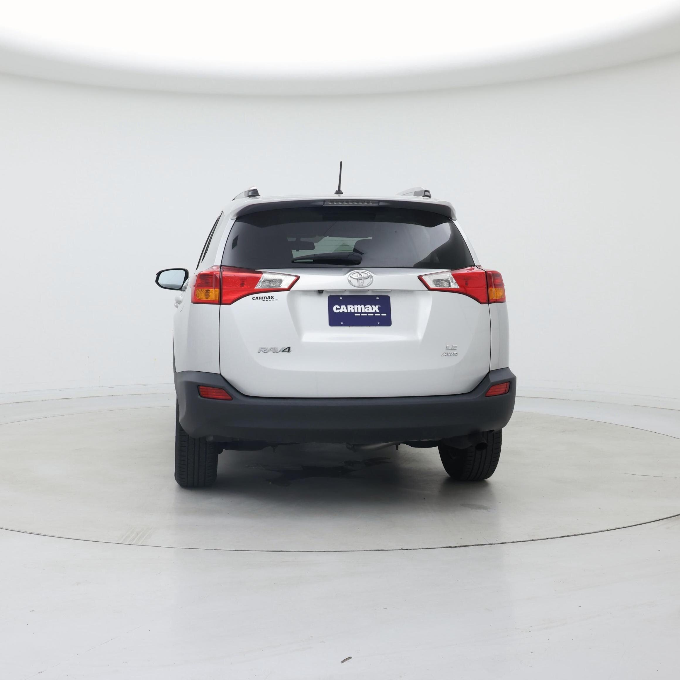 Thumbnail: 2015 Toyota RAV4 - 6
