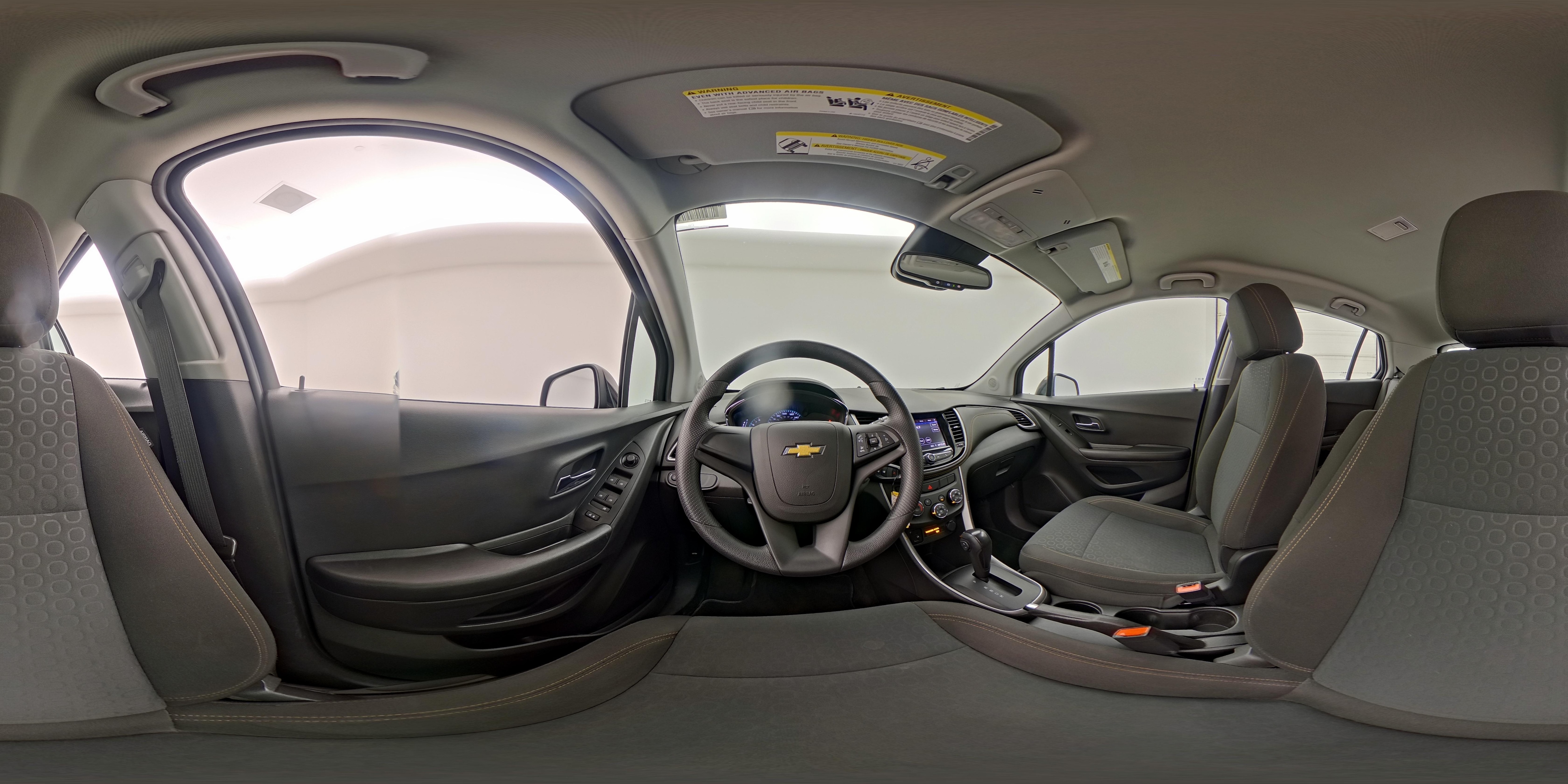 2021 Chevrolet Trax LS - Photo 26