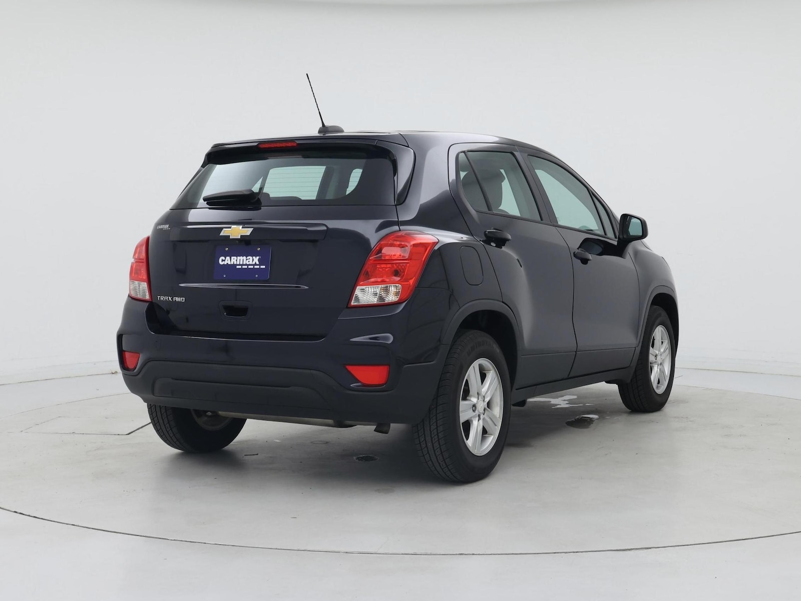 2021 Chevrolet Trax LS - Photo 9