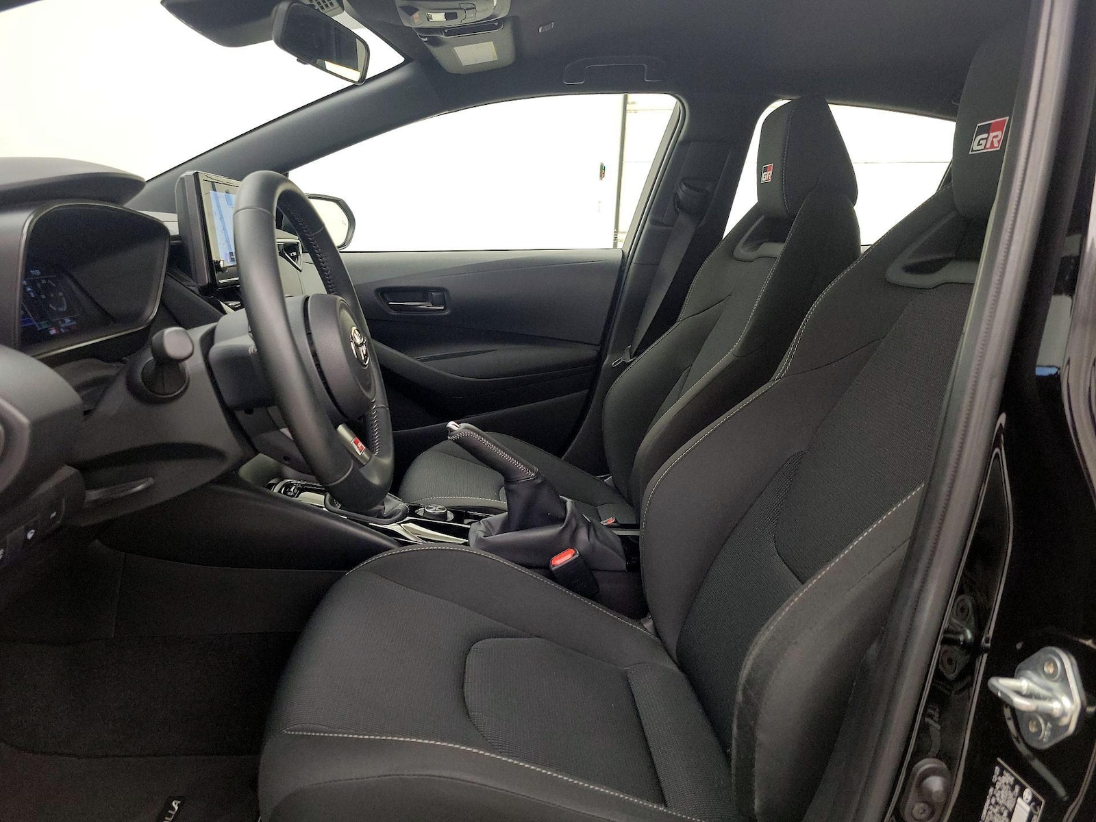 2024 Toyota GR Corolla Core - Photo 12