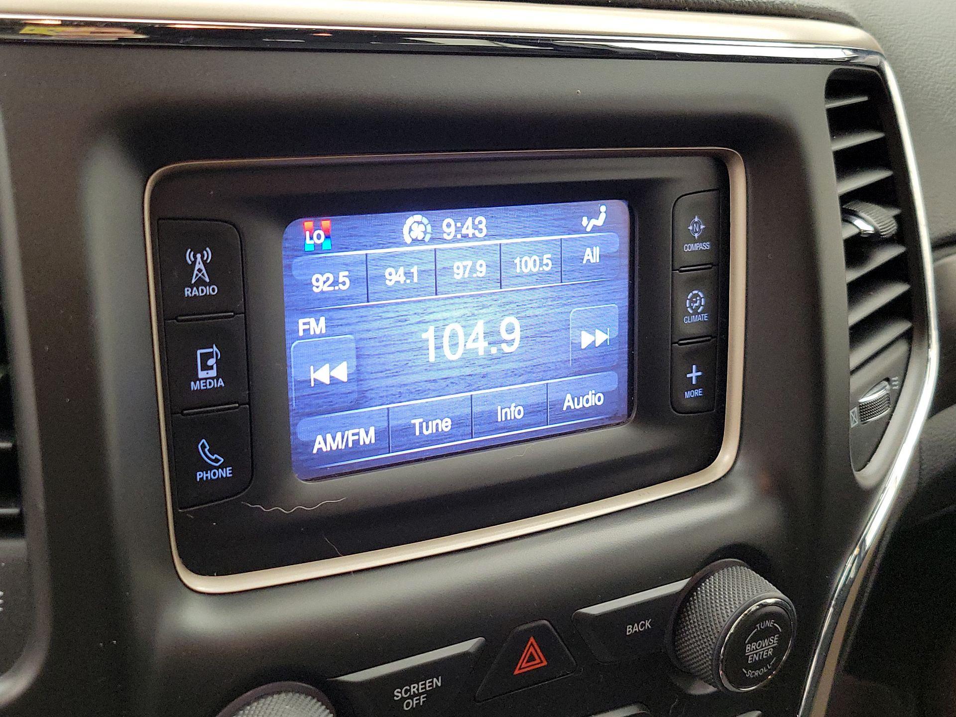 Thumbnail: 2014 Jeep Grand Cherokee - 15
