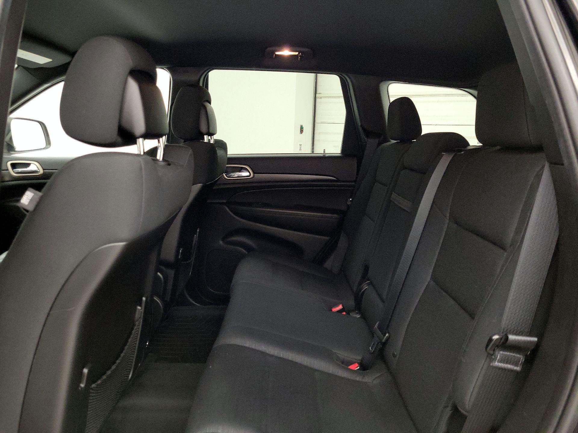 Thumbnail: 2014 Jeep Grand Cherokee - 19