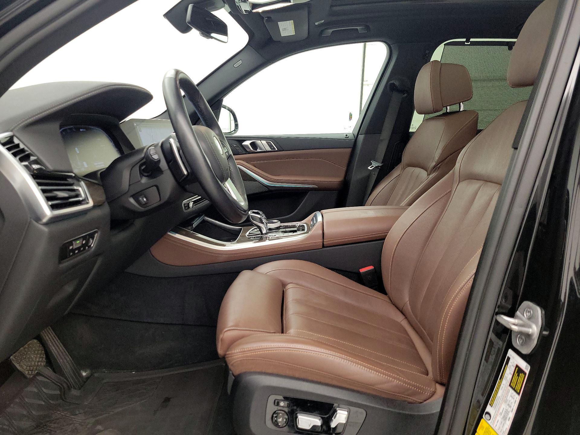 Thumbnail: 2022 BMW X5 - 11