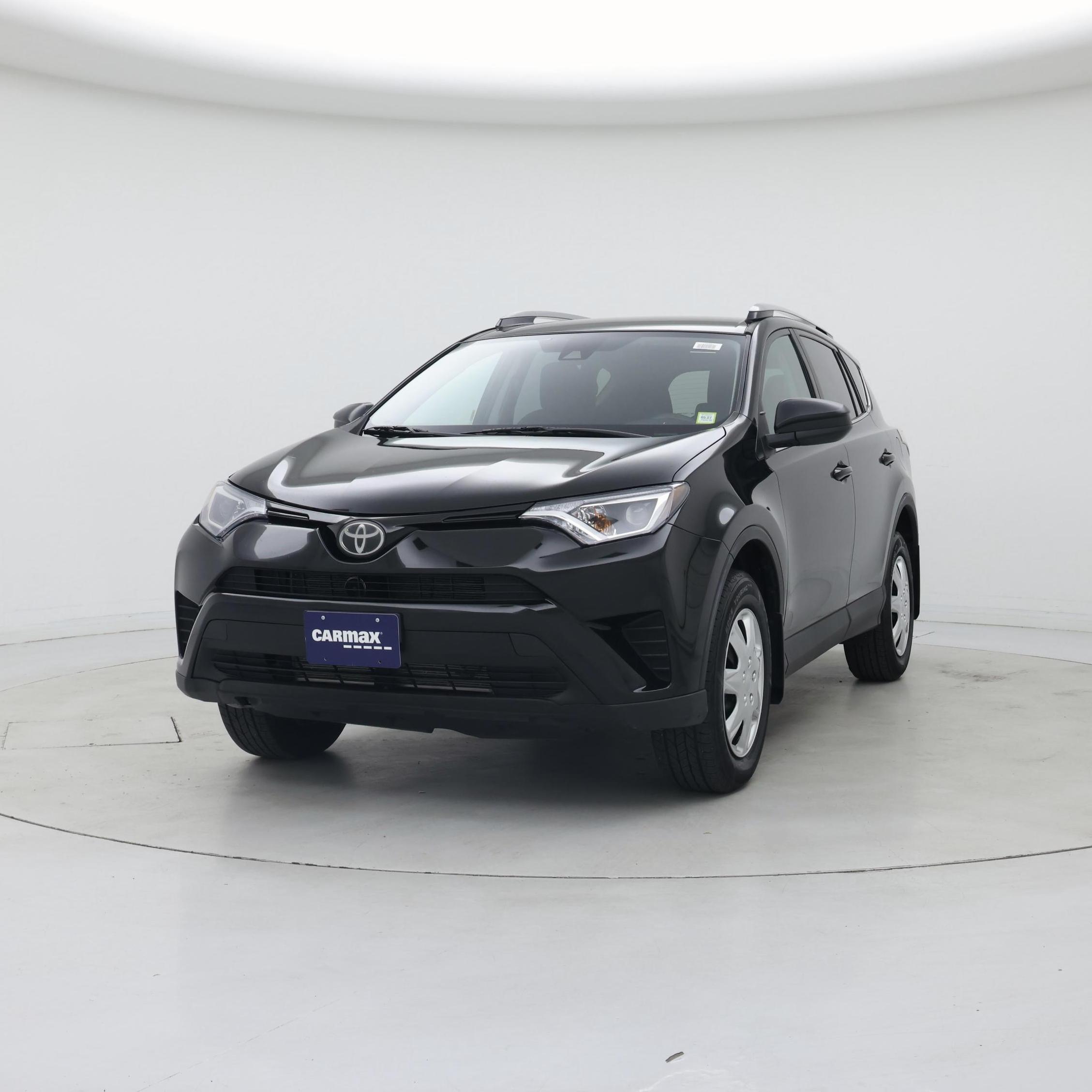 Thumbnail: 2018 Toyota RAV4 - 4
