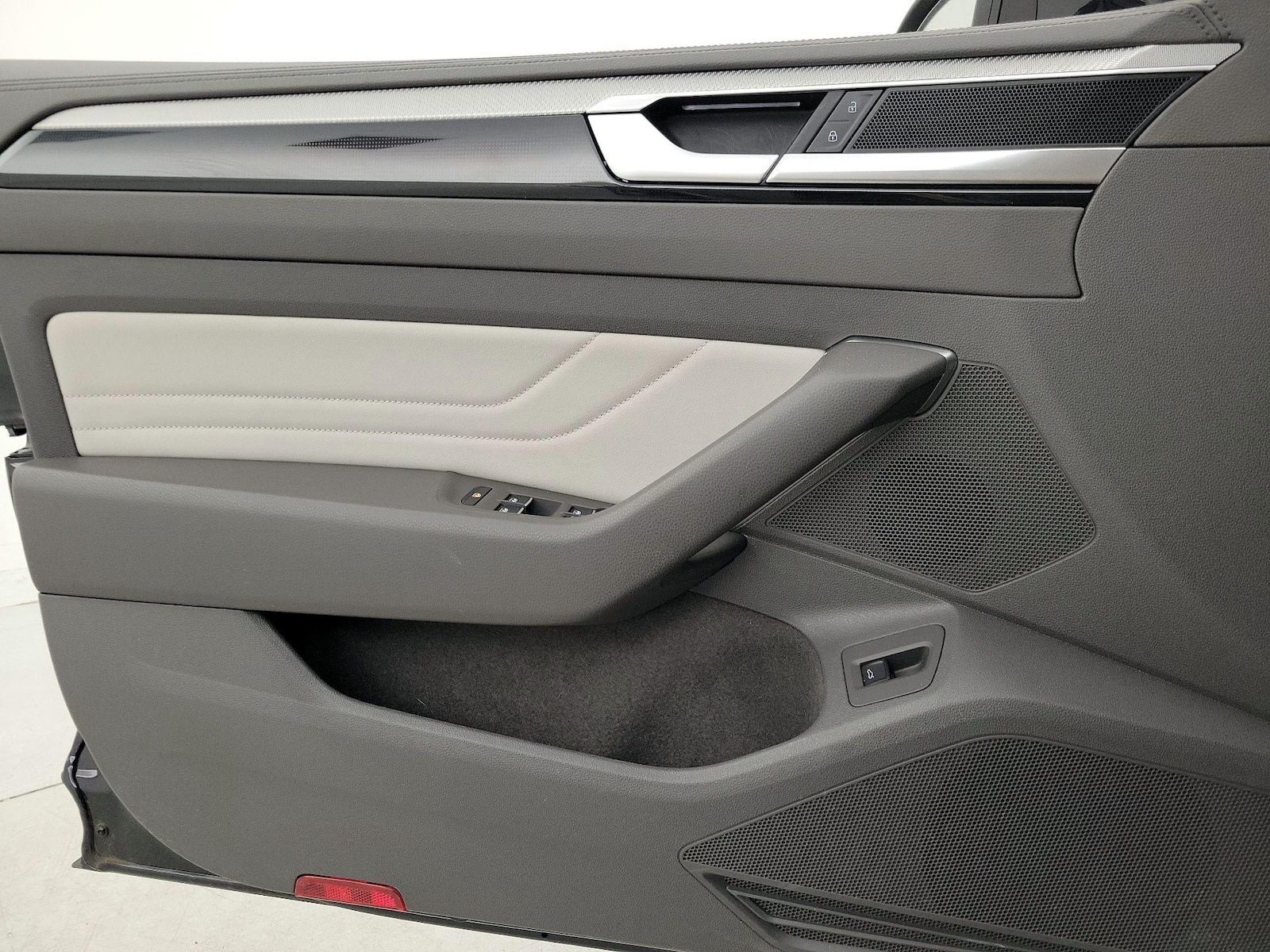 2022 Volkswagen Arteon SEL R-Line - Photo 13