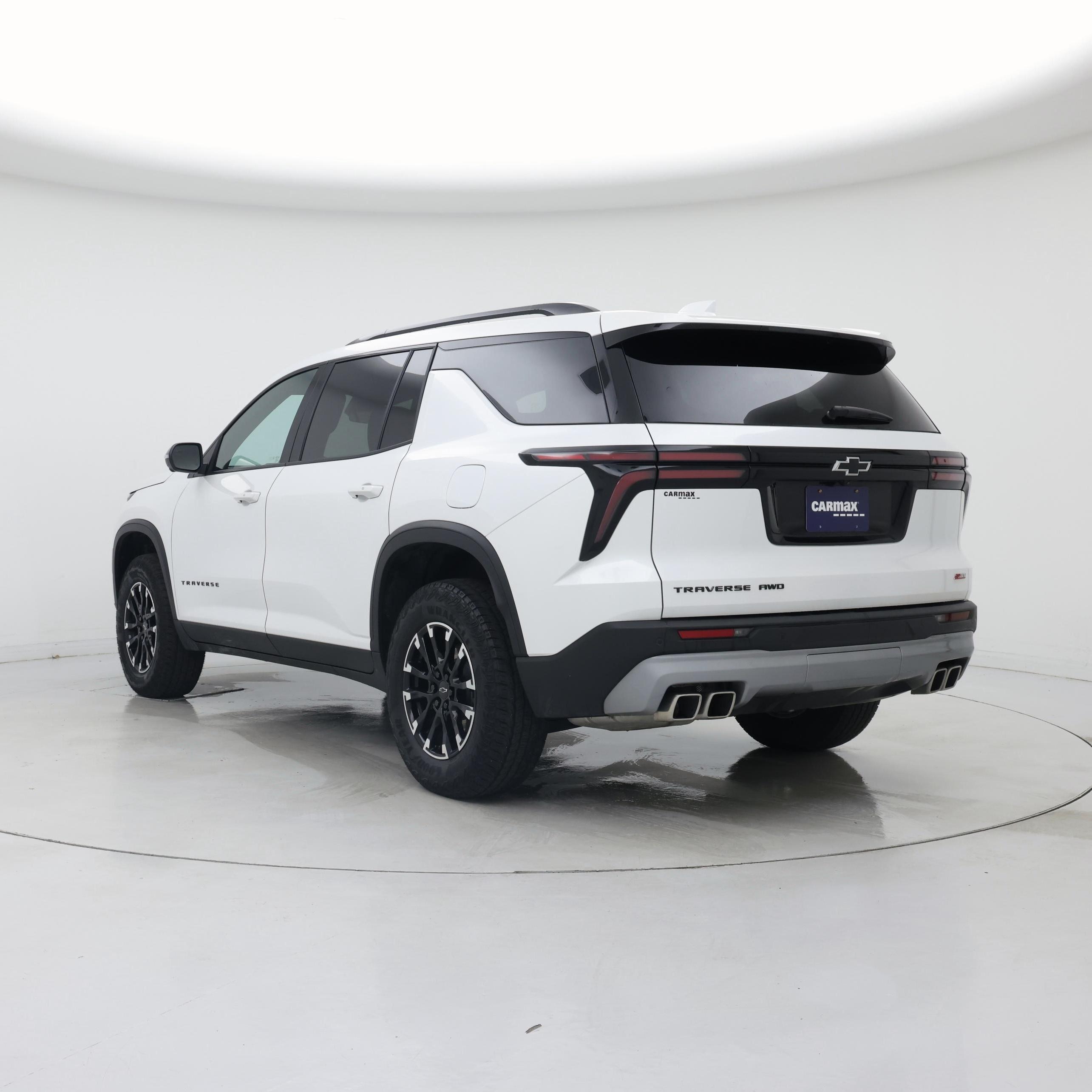 Thumbnail: 2025 Chevrolet Traverse - 2
