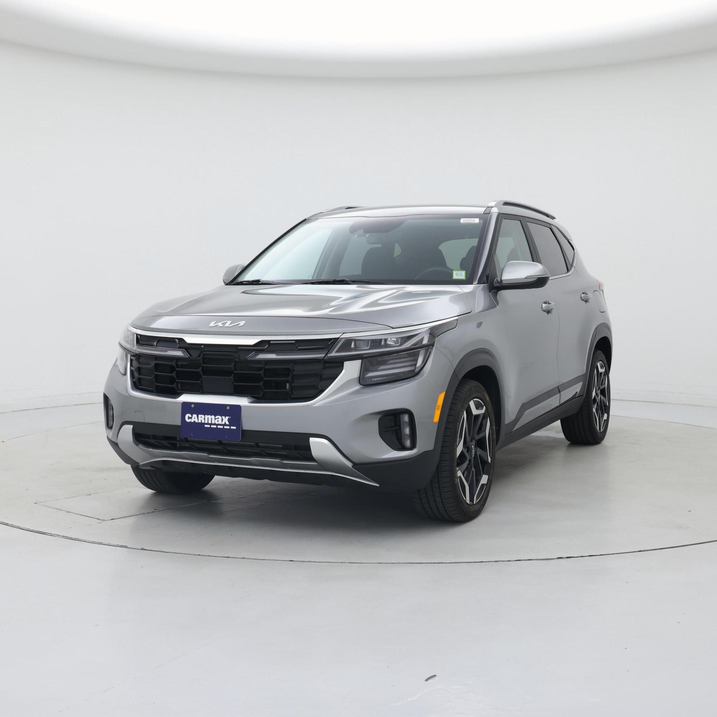 Thumbnail: 2024 Kia Seltos - 4