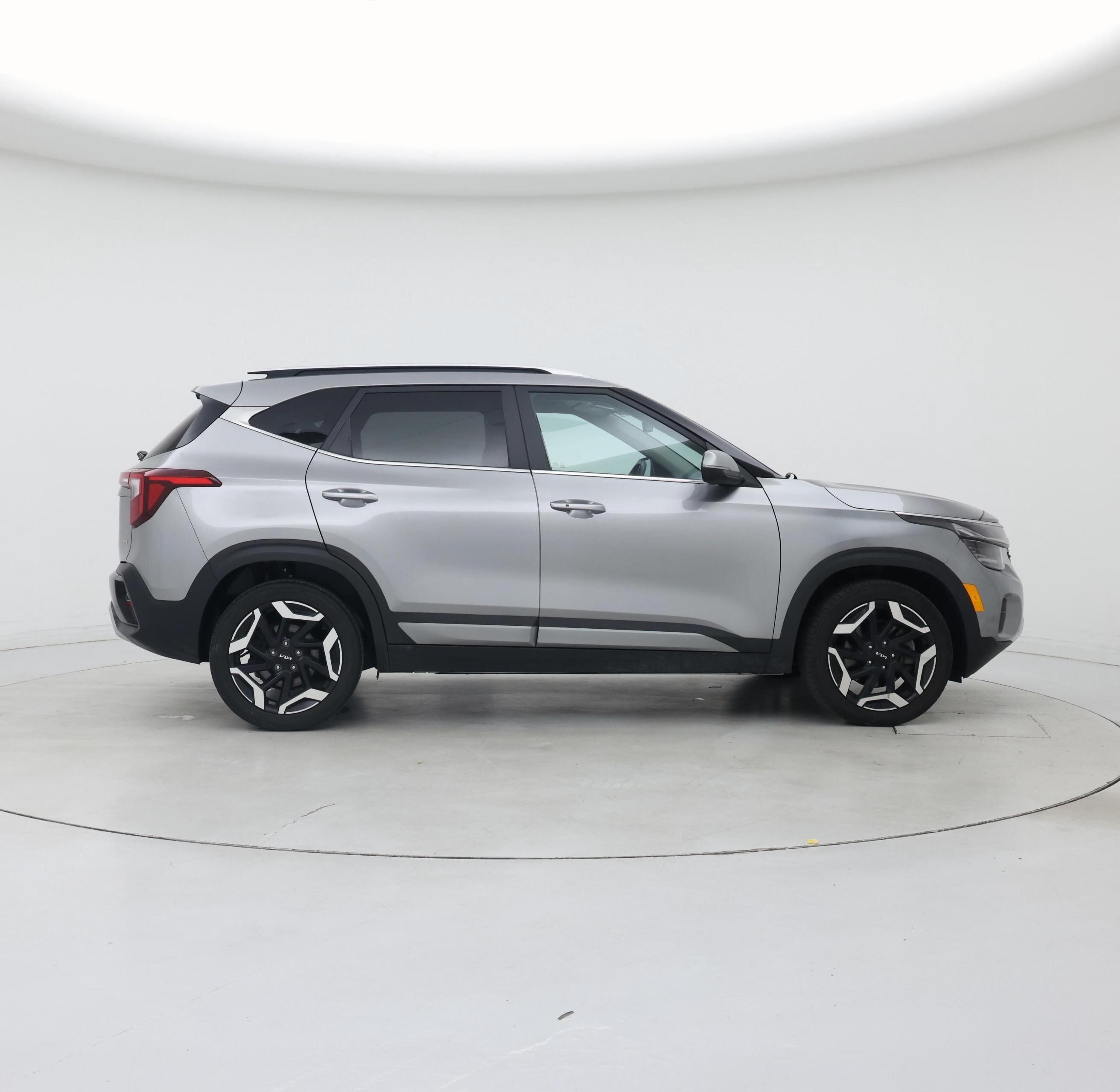 Thumbnail: 2024 Kia Seltos - 7