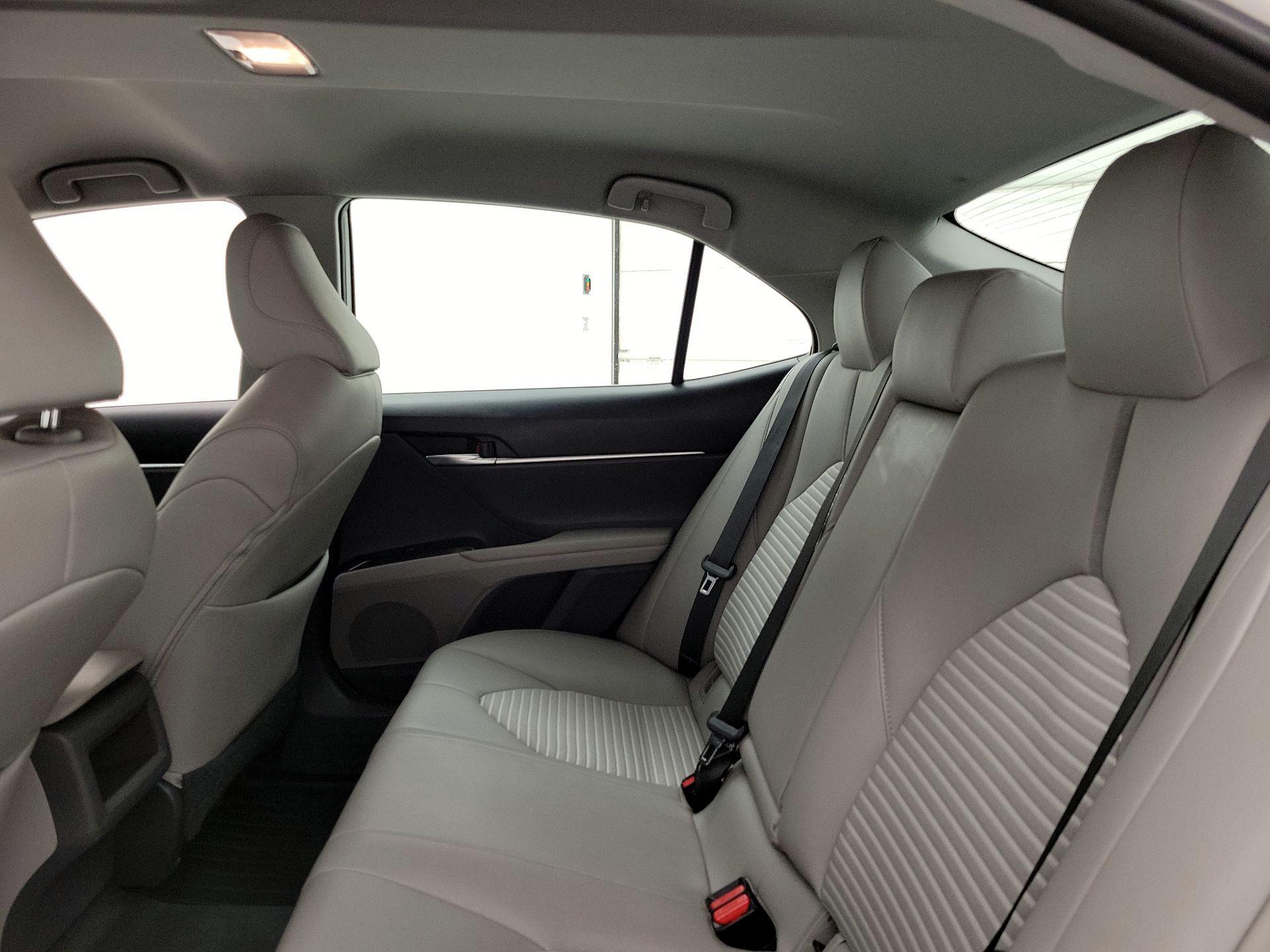 Thumbnail: 2018 Toyota Camry - 19