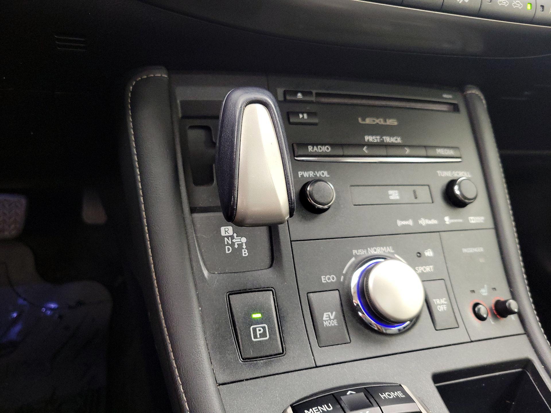 Thumbnail: 2014 Lexus CT - 18