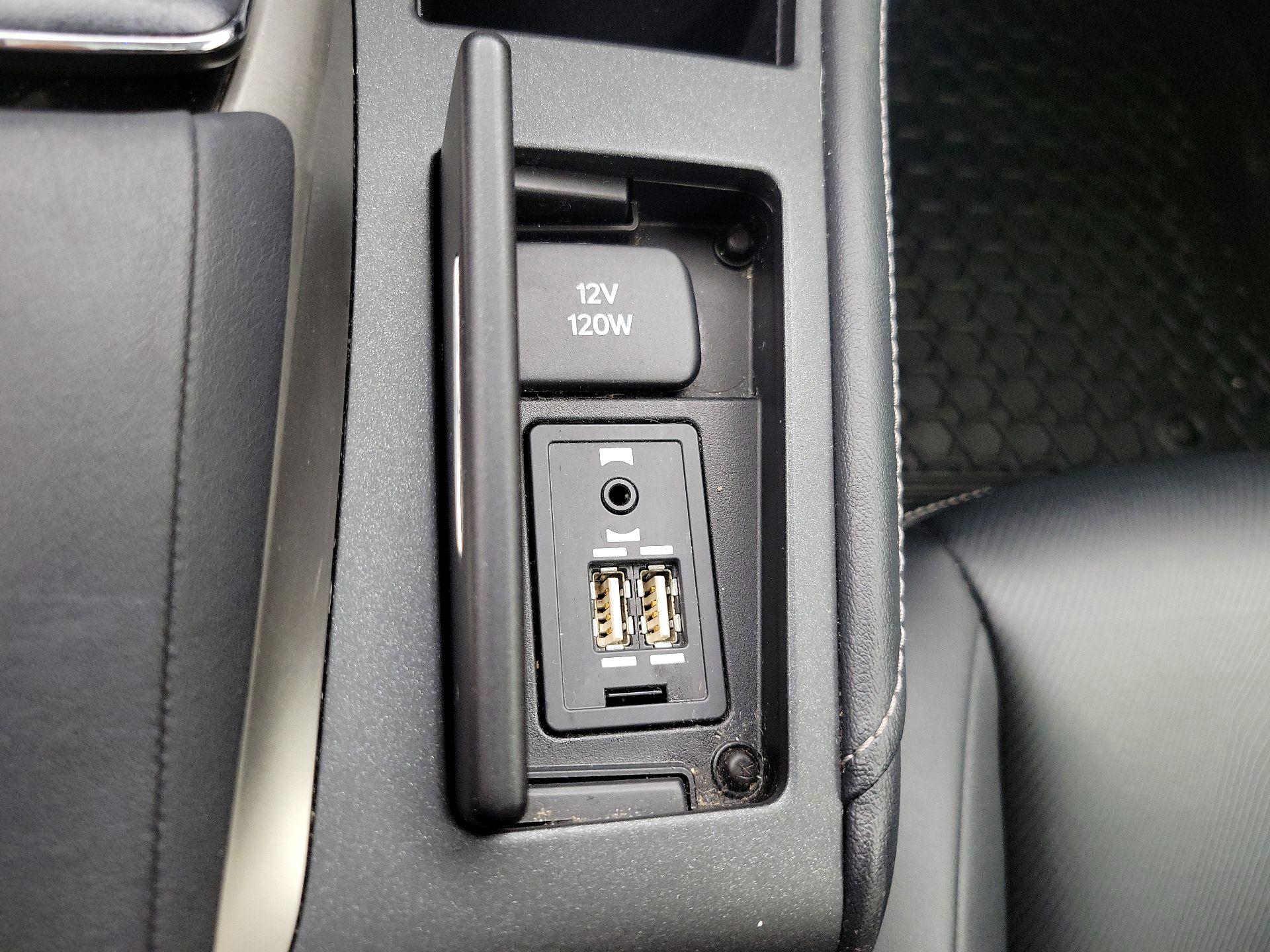 Thumbnail: 2014 Lexus CT - 19