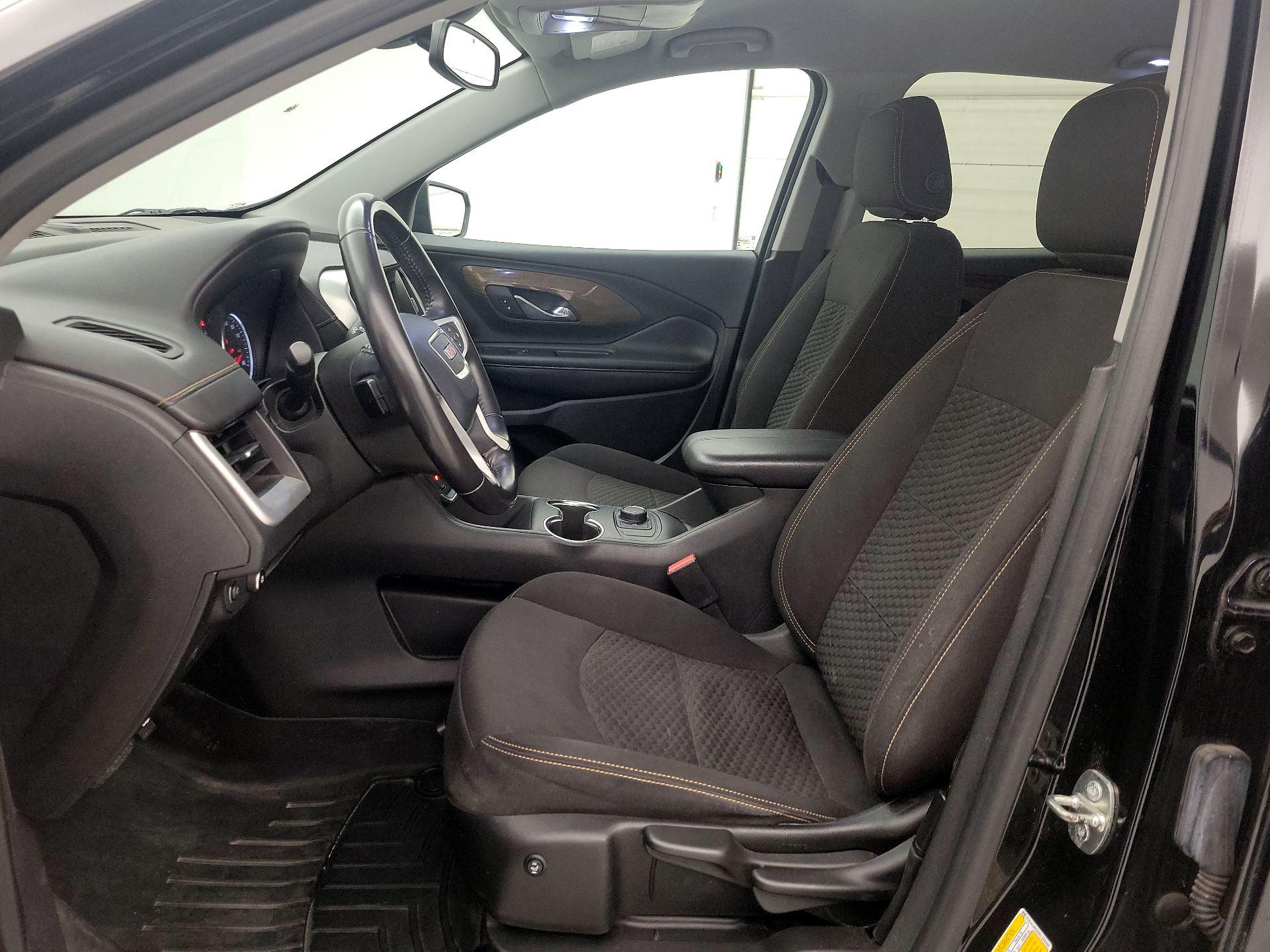 Thumbnail: 2019 GMC Terrain - 11