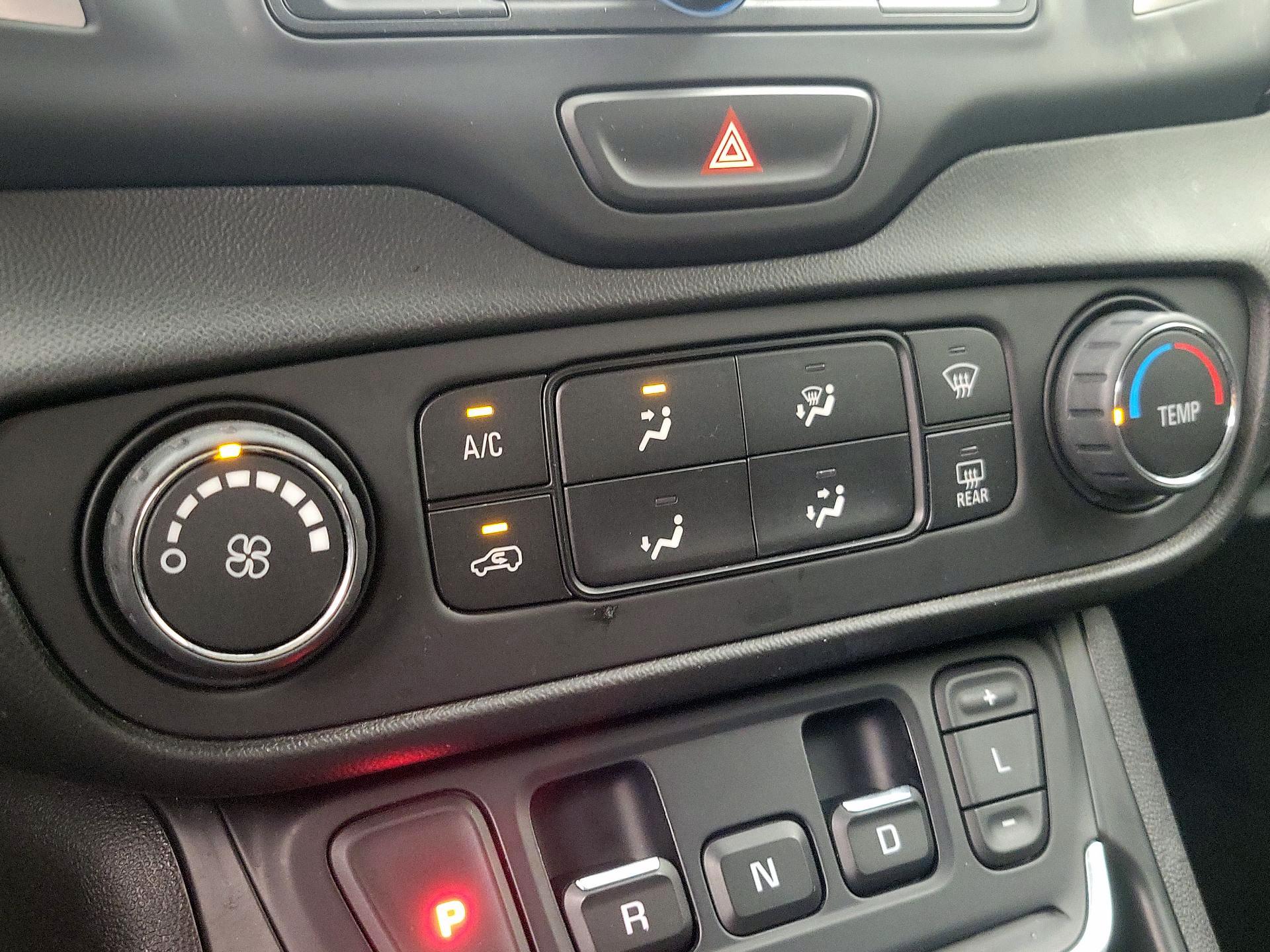 Thumbnail: 2019 GMC Terrain - 16