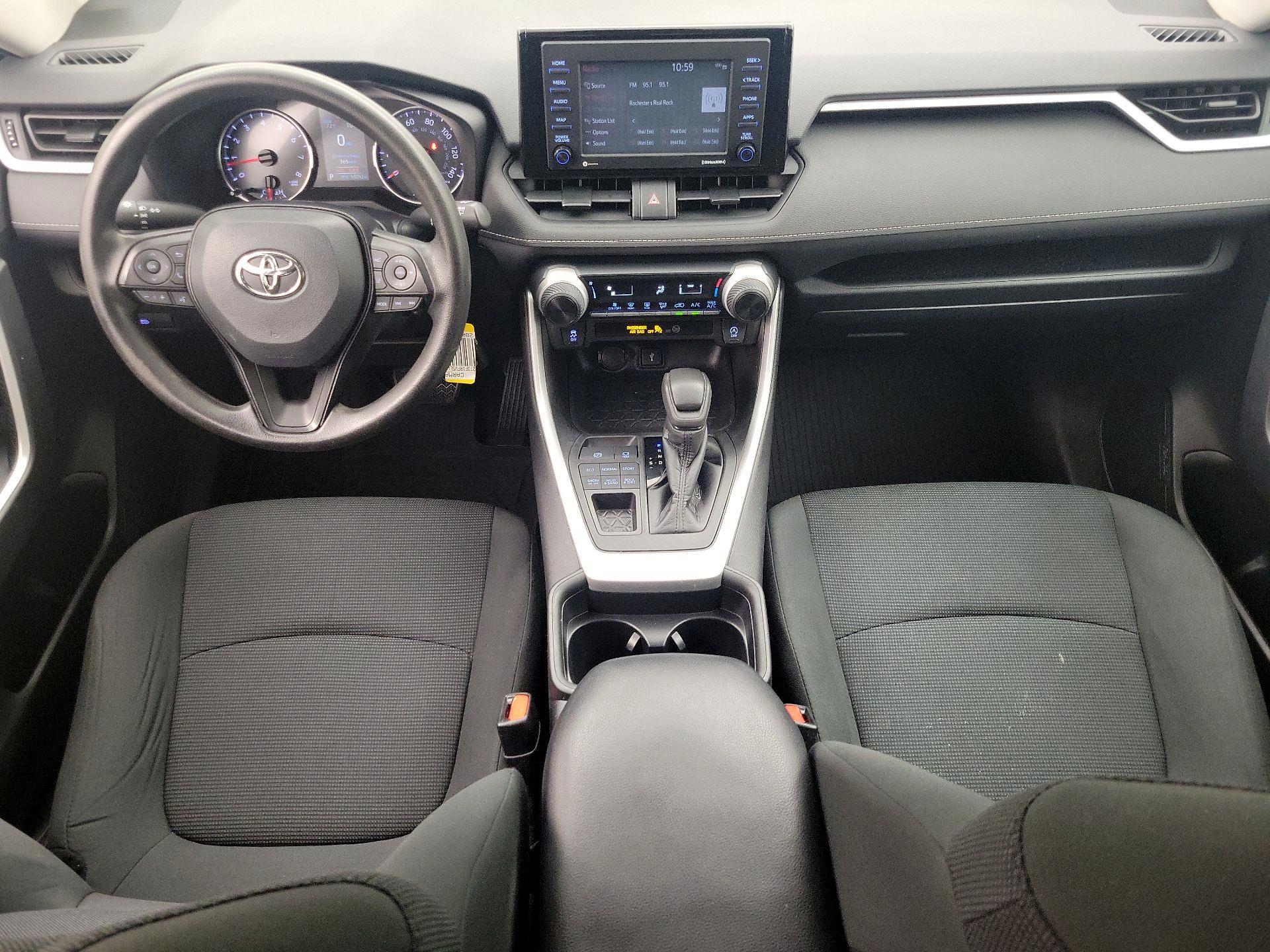 Thumbnail: 2020 Toyota RAV4 - 9