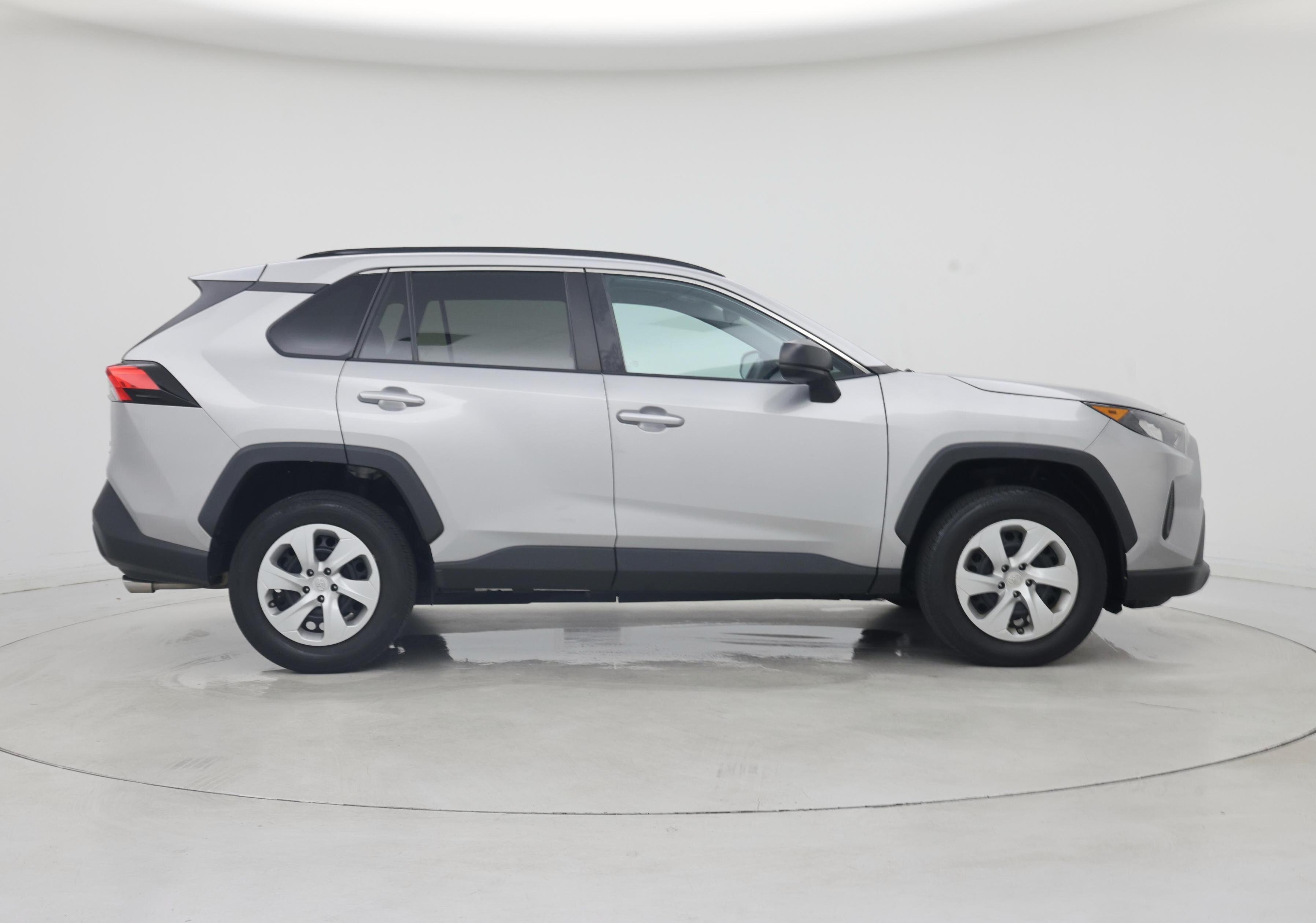 Thumbnail: 2020 Toyota RAV4 - 7
