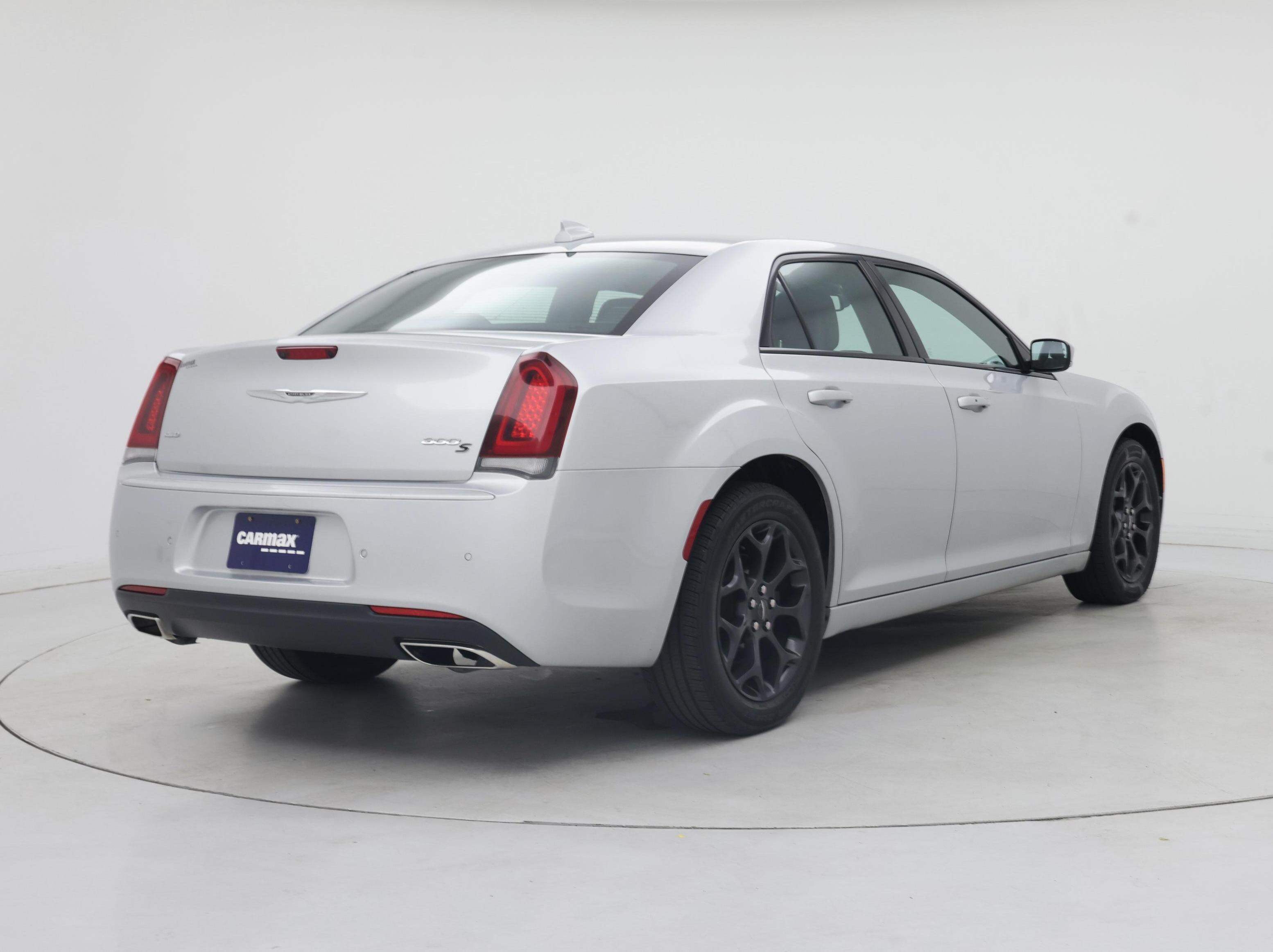 Thumbnail: 2020 Chrysler 300 - 8
